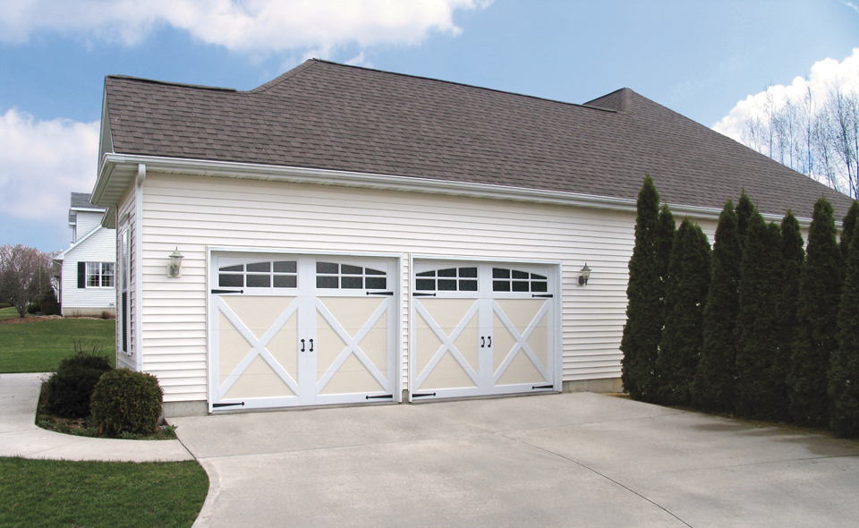 Raynor RockCreeke - Custom Garage Doors 