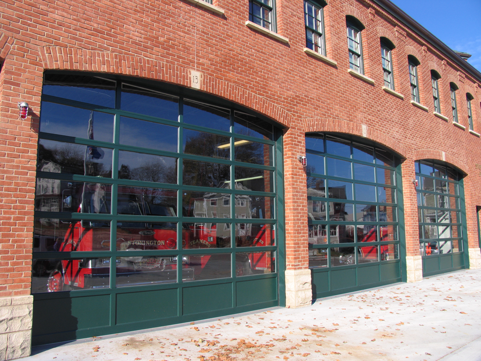 Raynor AlumaView - Commercial Sectional Rail & Stile Doors