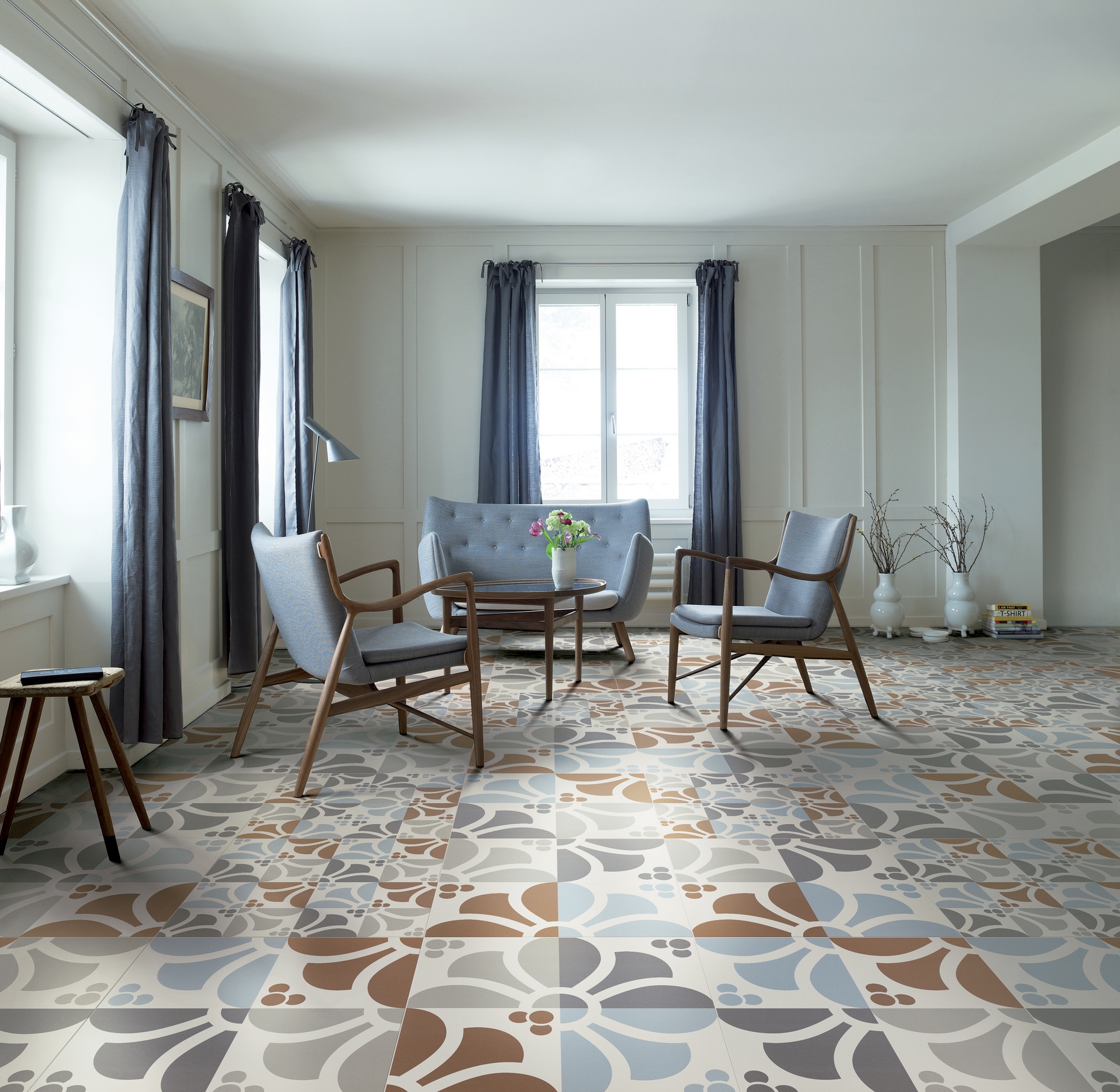 Frame Emilia Flower Porcelain Tiles