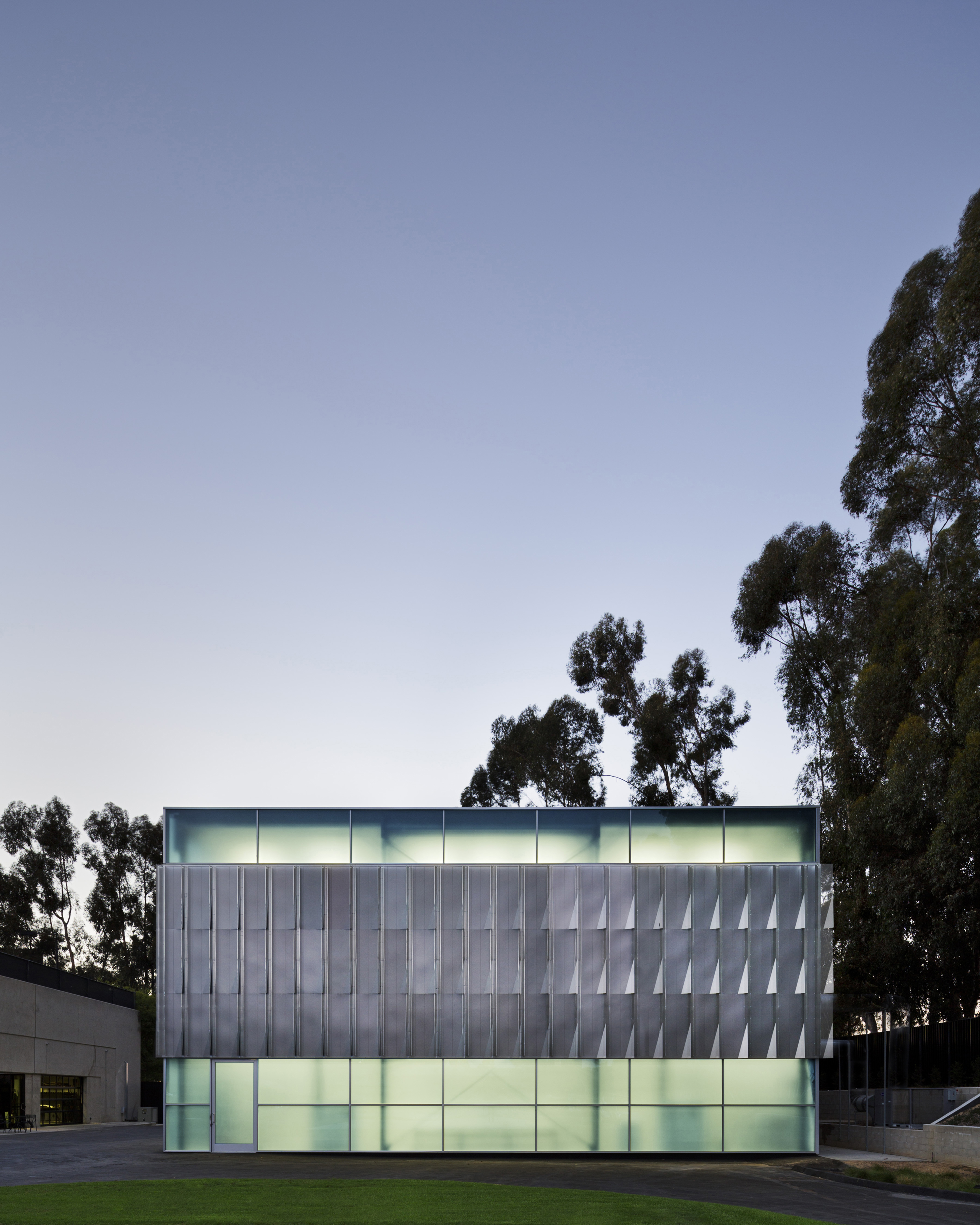 Machine in a Box by Luce et Studio - Architizer