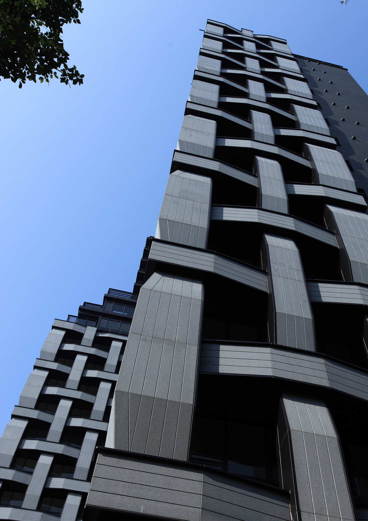 © Dahin Development