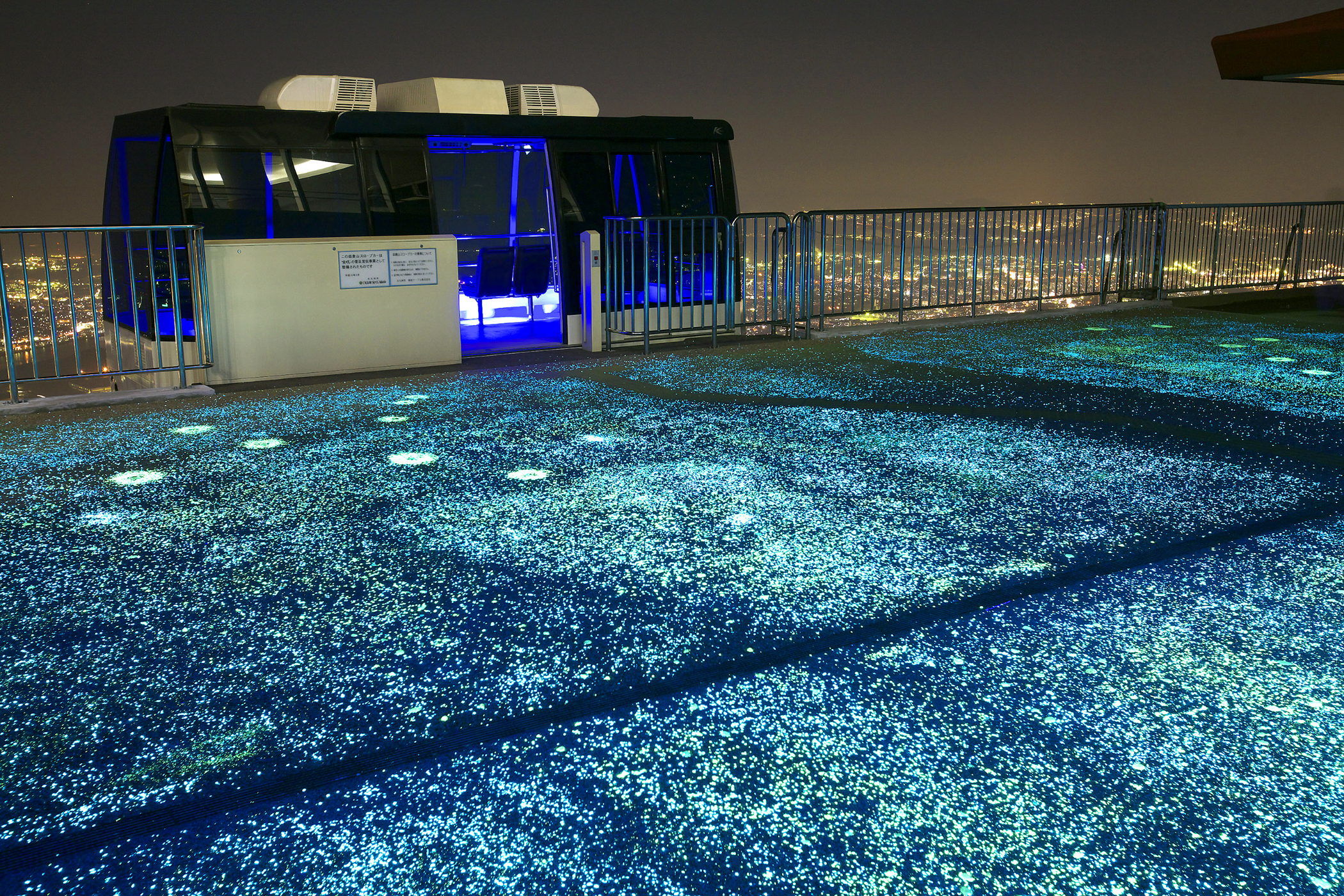 Veluna - luminescent glass panels or bricks