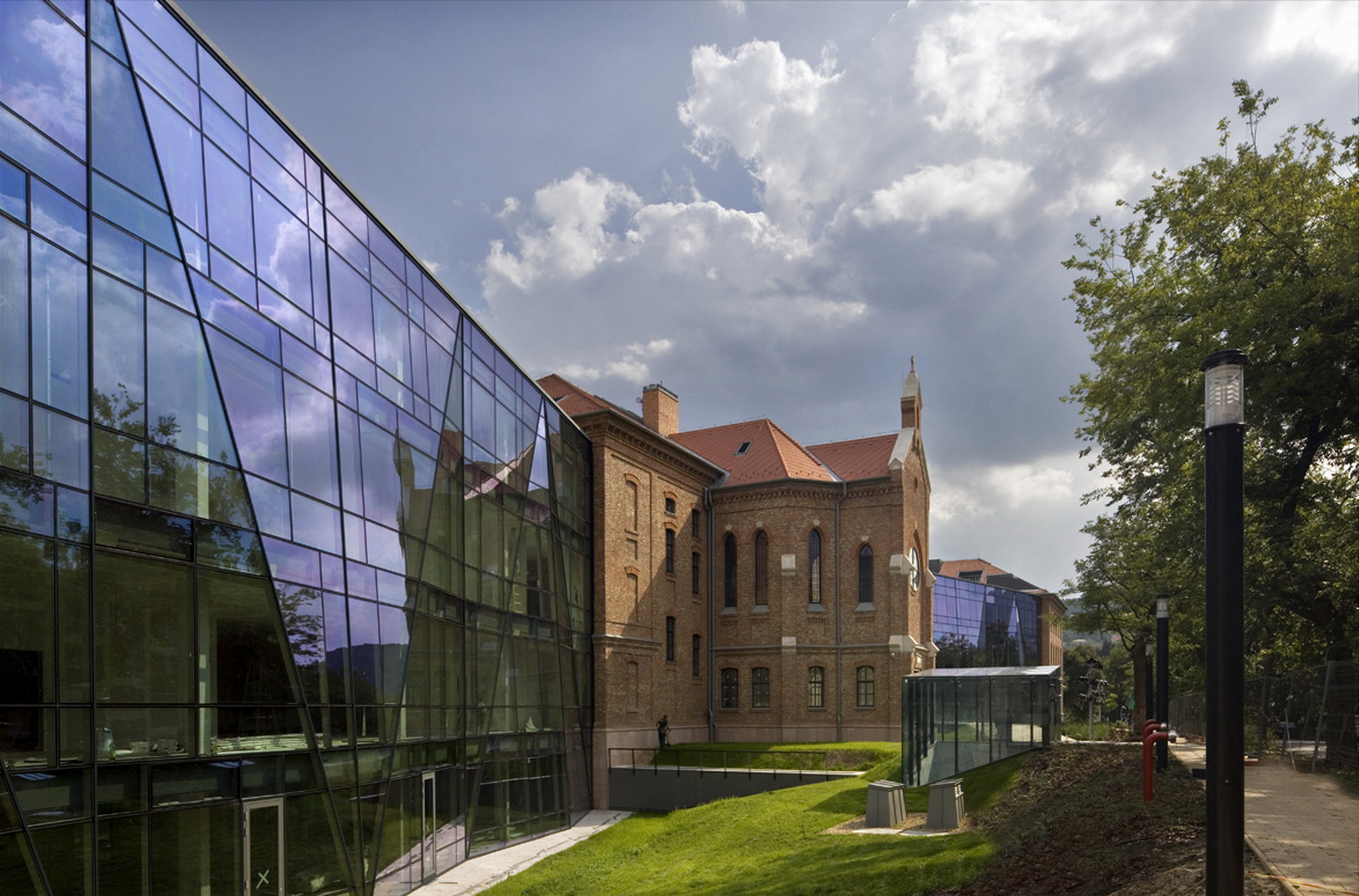 © Vikar and Lukacs Architects Studio