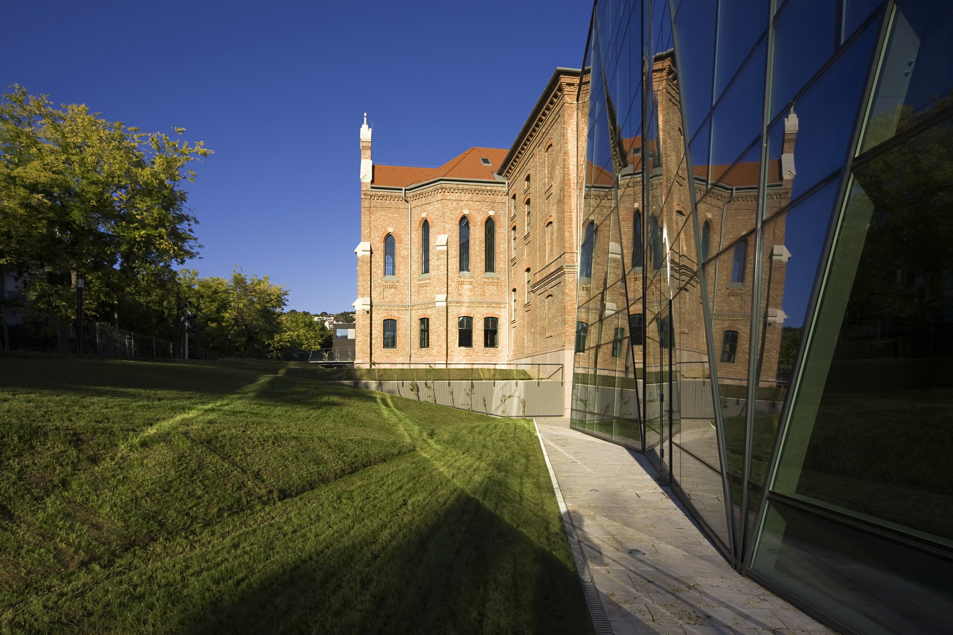 © Vikar and Lukacs Architects Studio