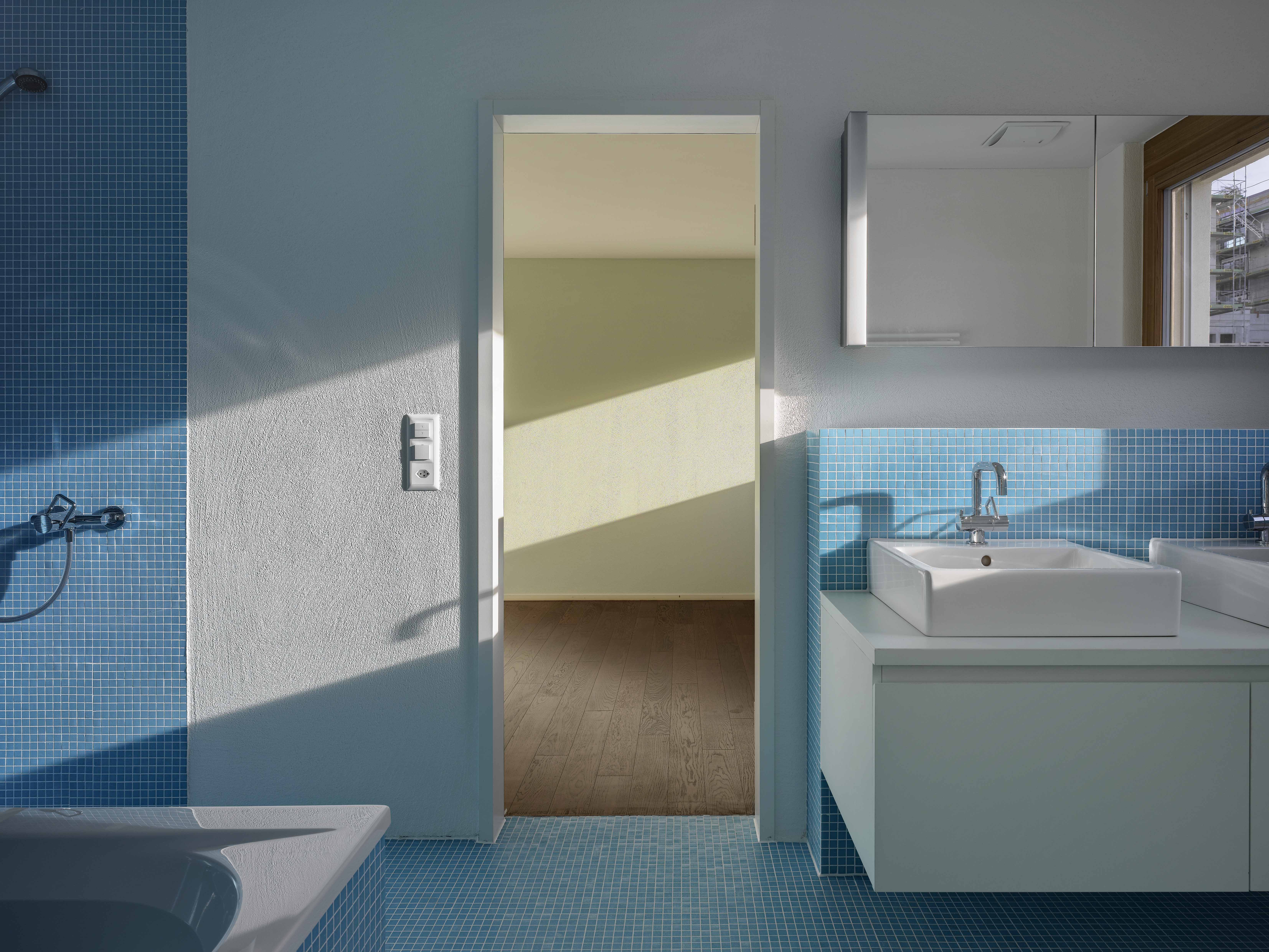 Contemporary Villa, Lake Zurich by HOUSE DESIGN BY STUDIOFORMA ...
