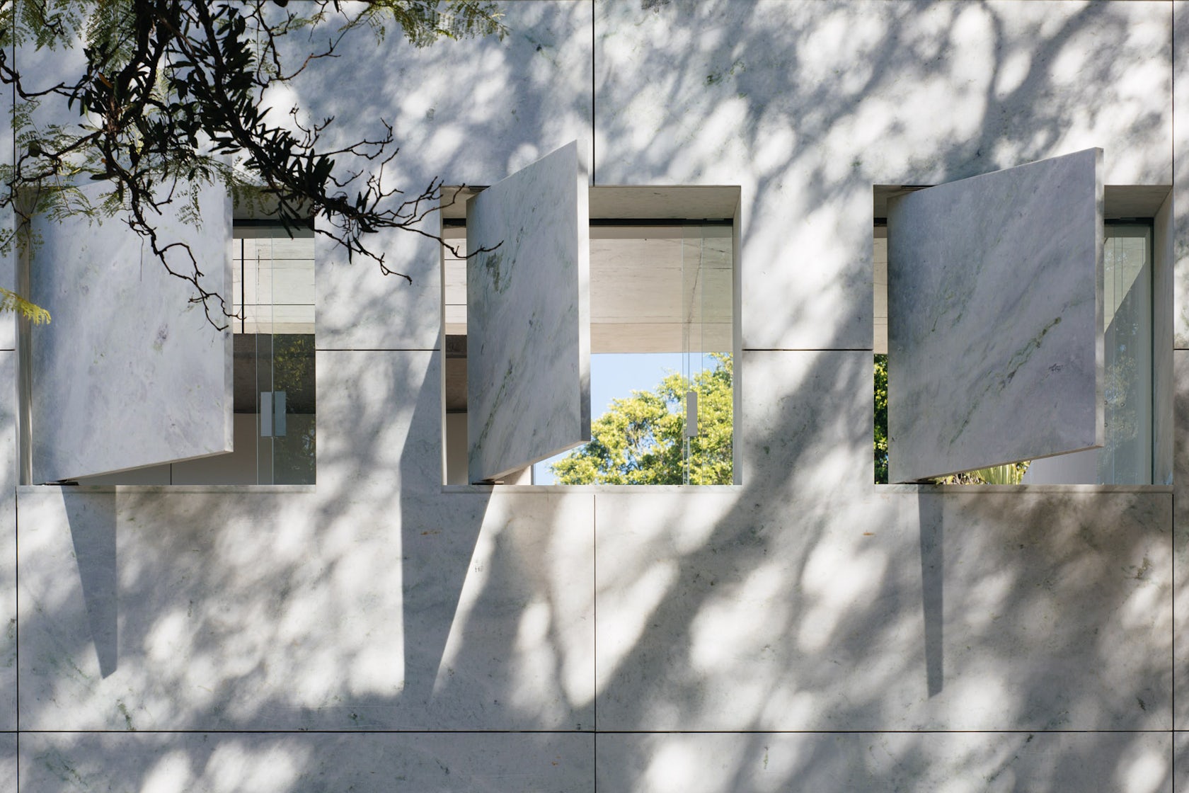 © Triptyque Architecture
