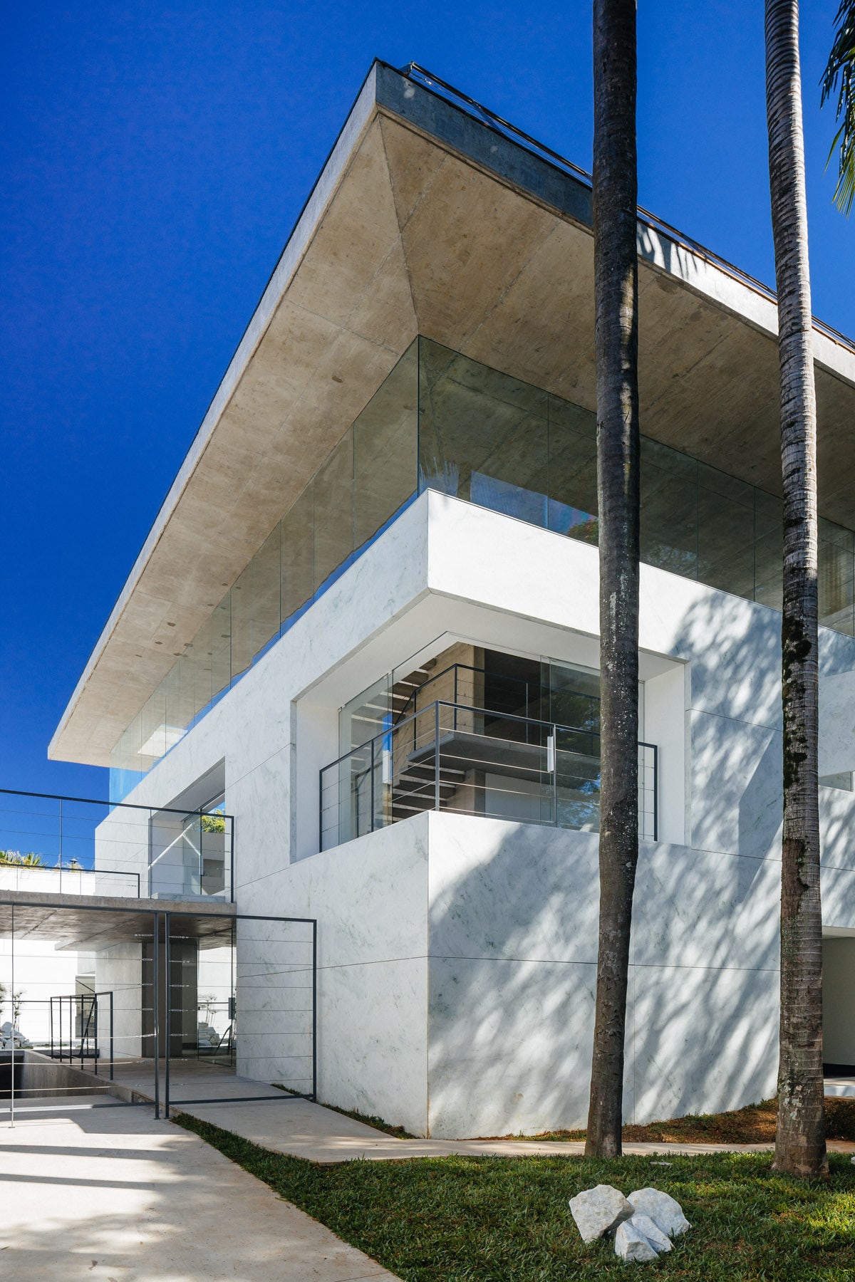 © Triptyque Architecture