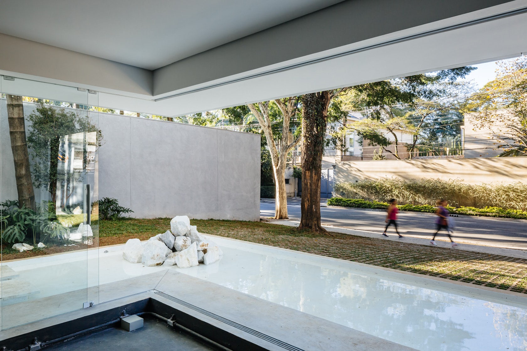 © Triptyque Architecture