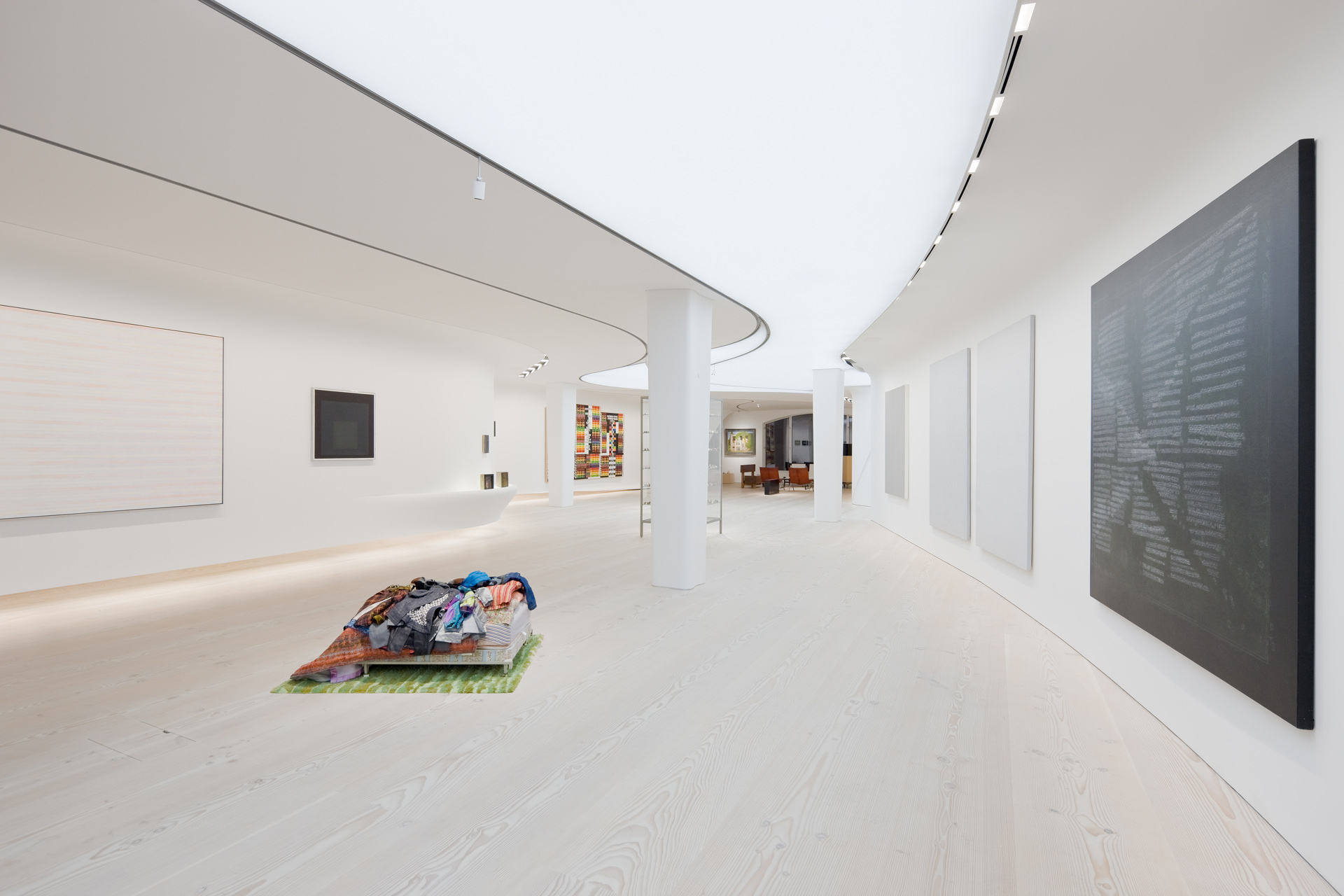 Free Form 3D Ceilings