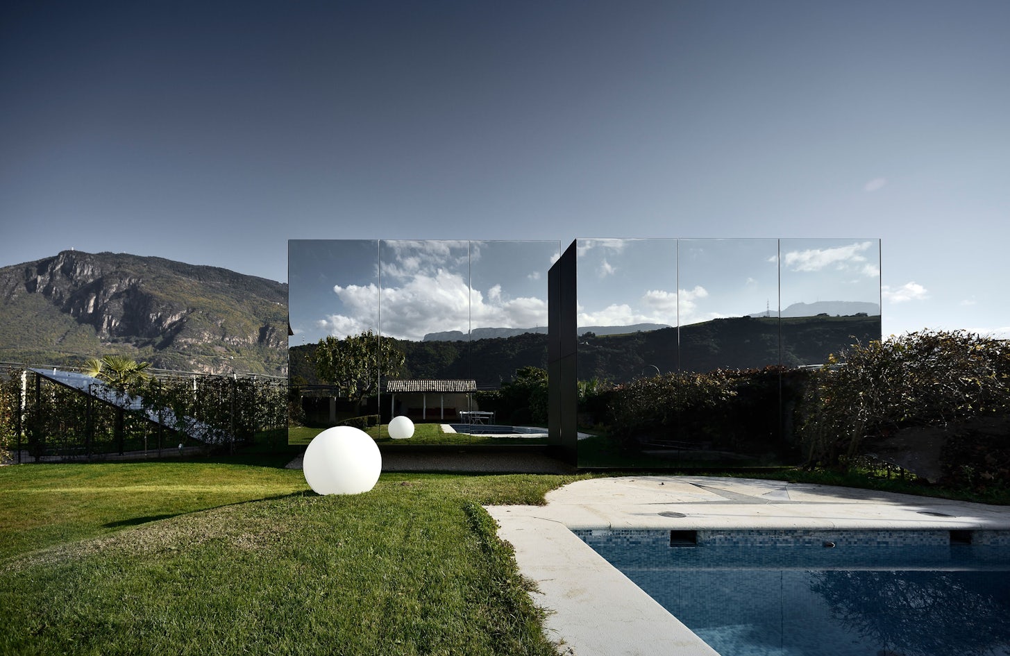 7 Ways to Enliven Your Next Project With Mirrored Glass - Architizer Journal