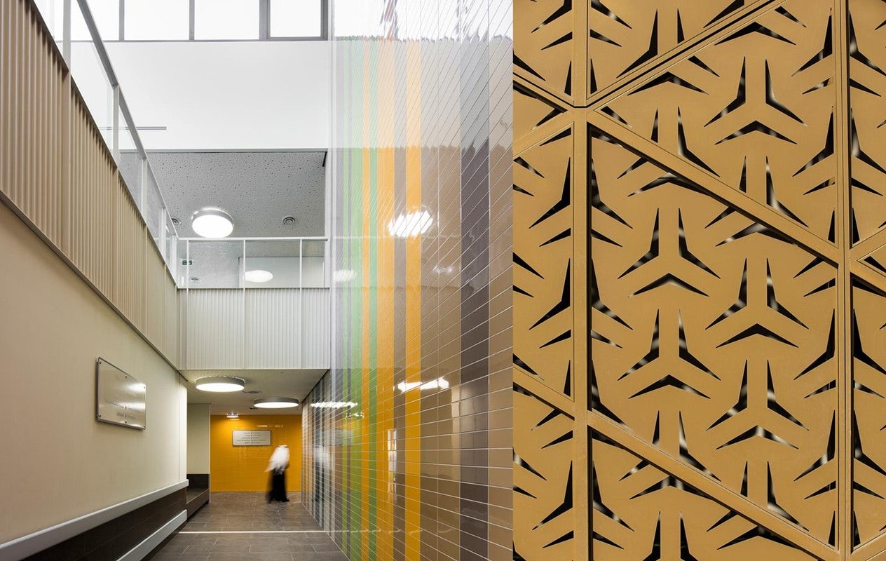 © AGi architects