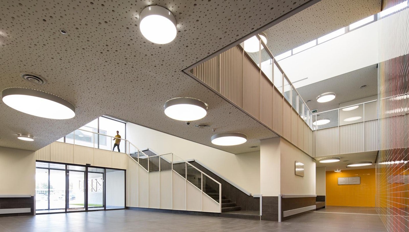 © AGi architects