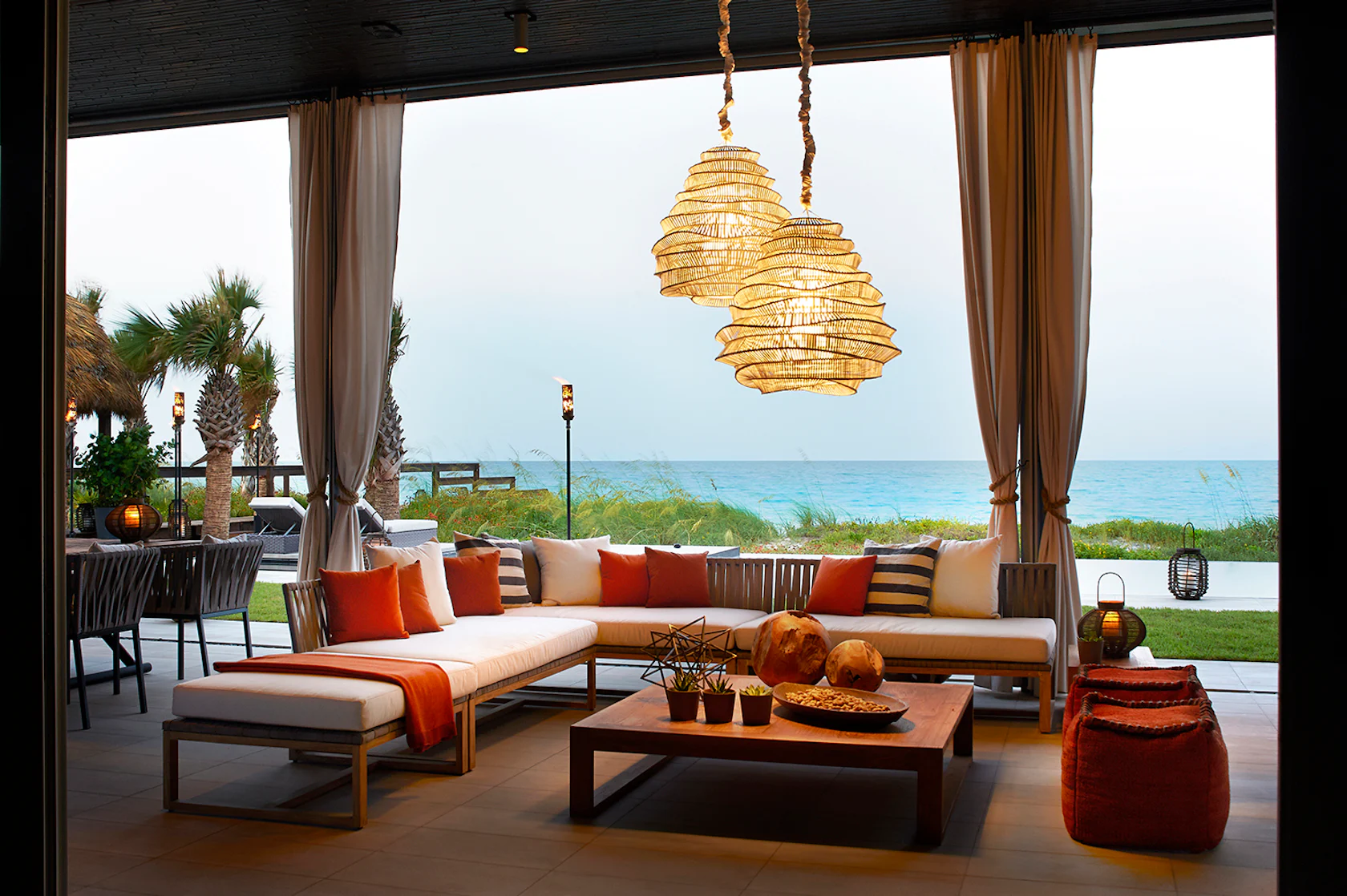 Vero Beach / Interiors by DJDS - Dorothee Junkin Design Studio - Architizer