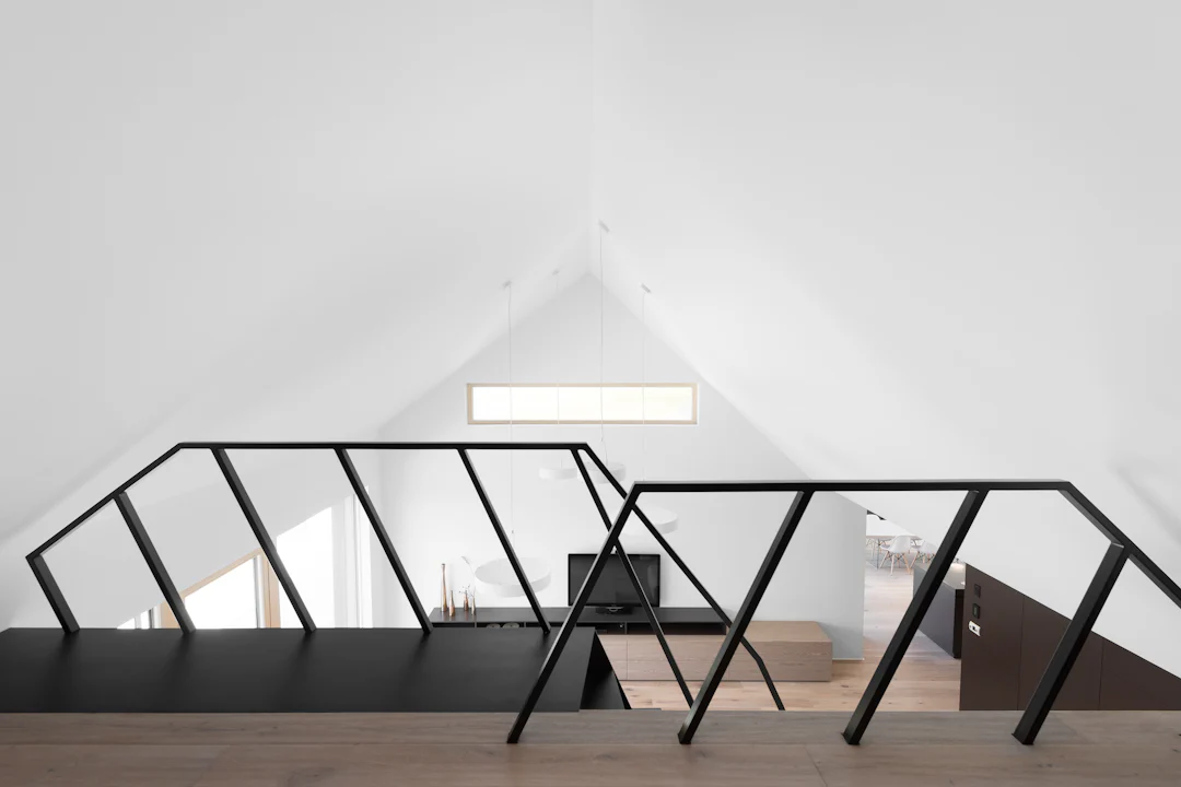 Spatial Oddities: Breaking up Space in 11 Modular Homes - Architizer ...