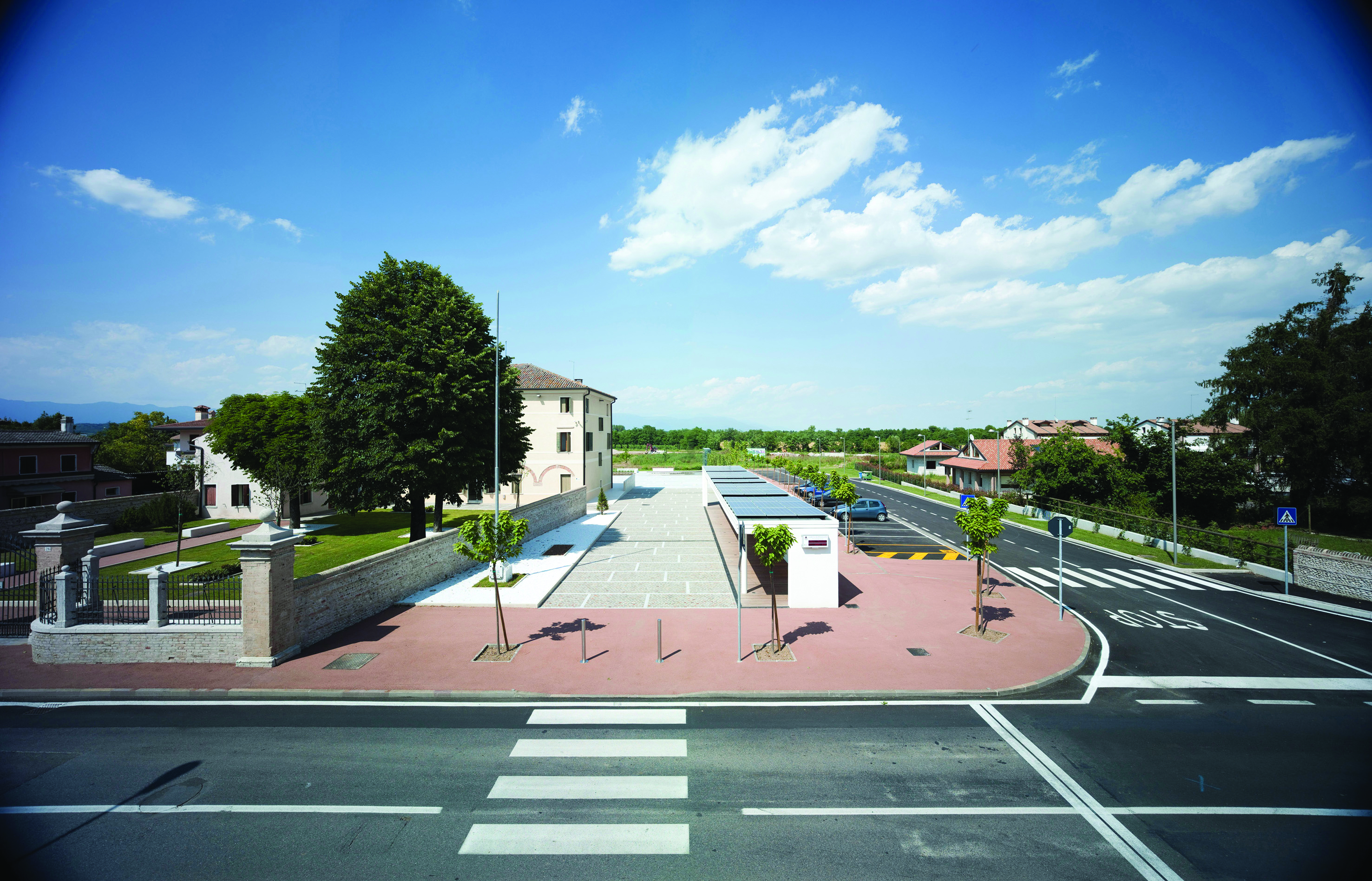 Public place: Piazza Municipio by MICROSCAPE architecture urban design ...