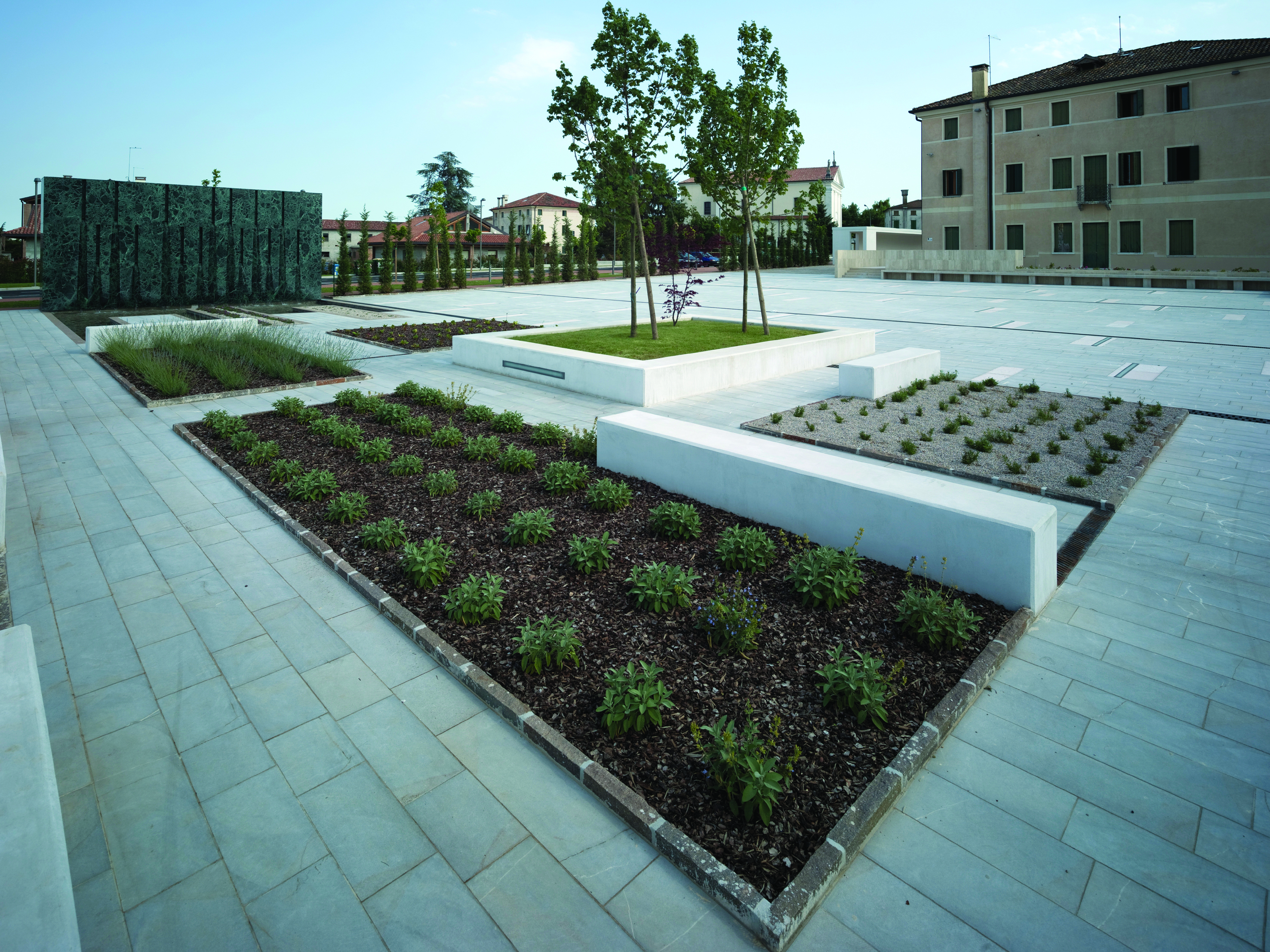 Public place: Piazza Municipio by MICROSCAPE architecture urban design ...