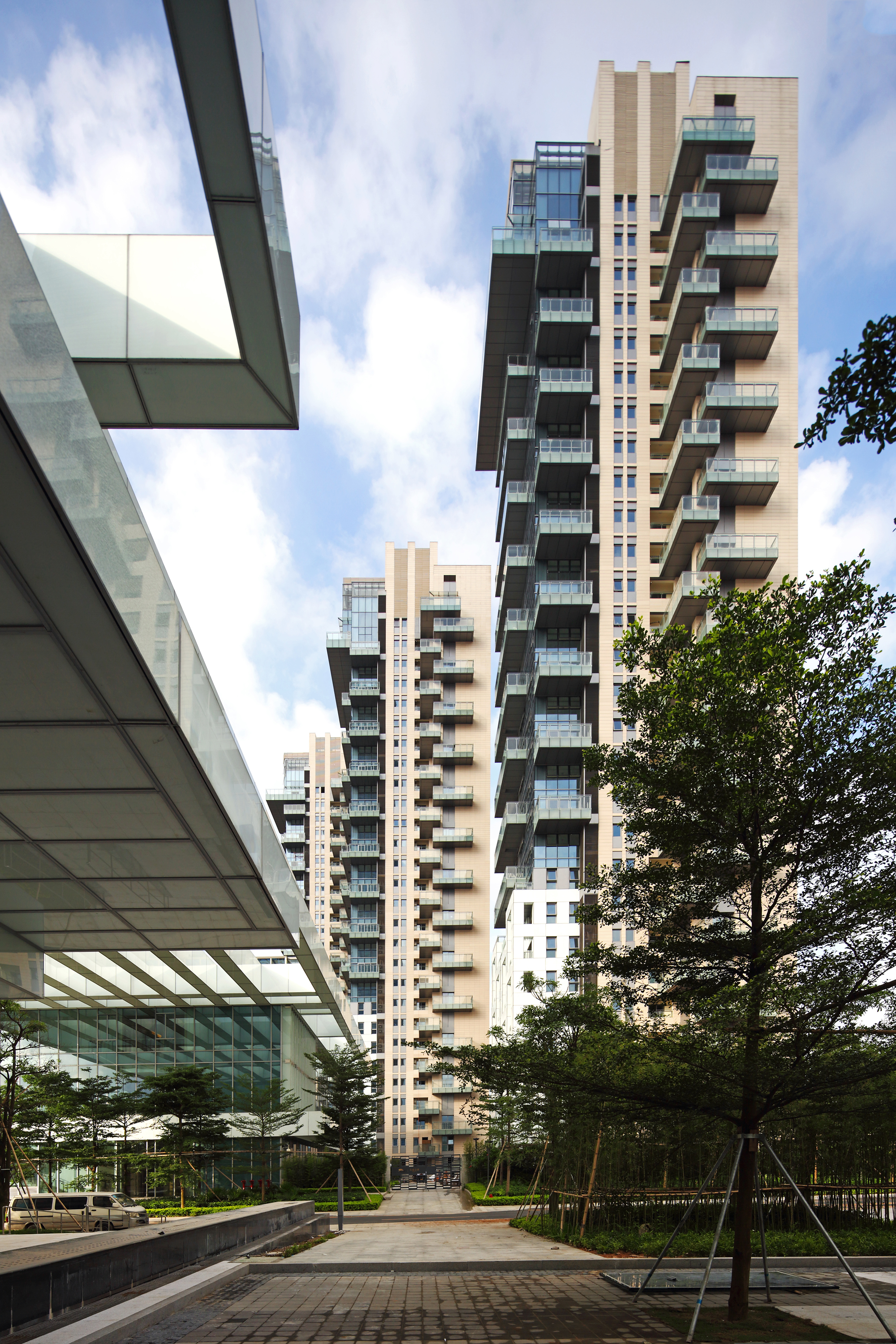Woods Apartment Suites by Steffian Bradley Architects Architizer