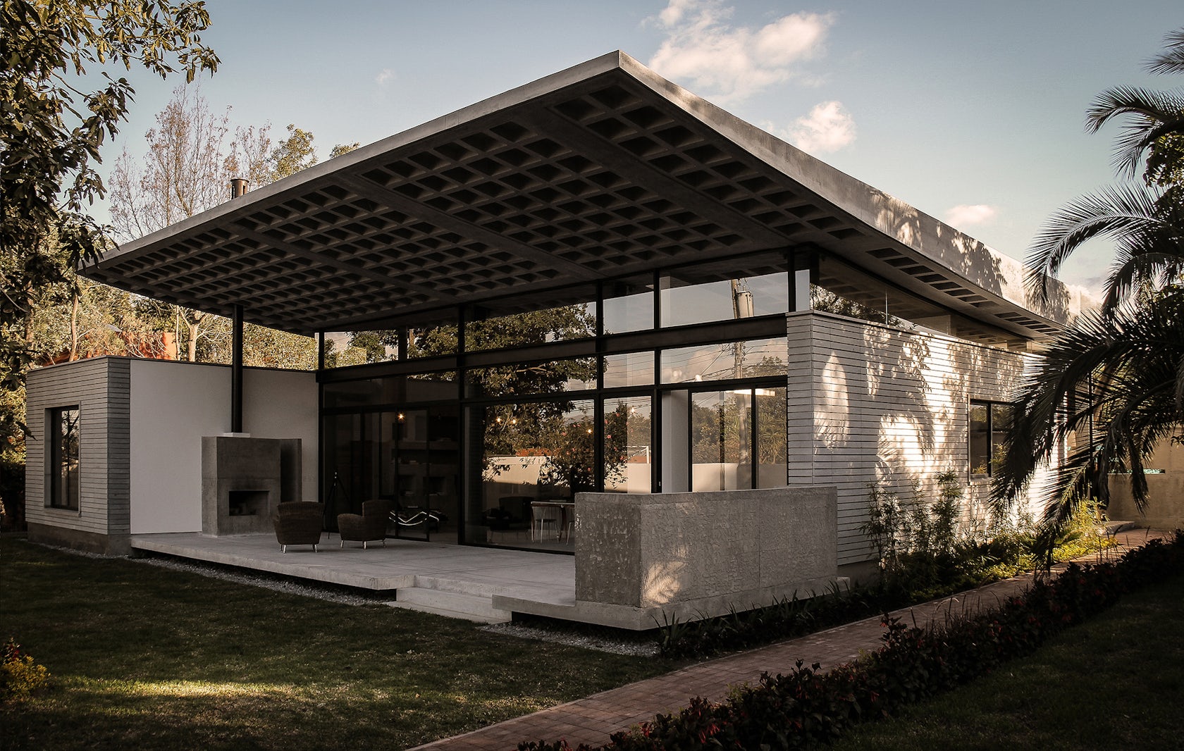 © odd+ architects