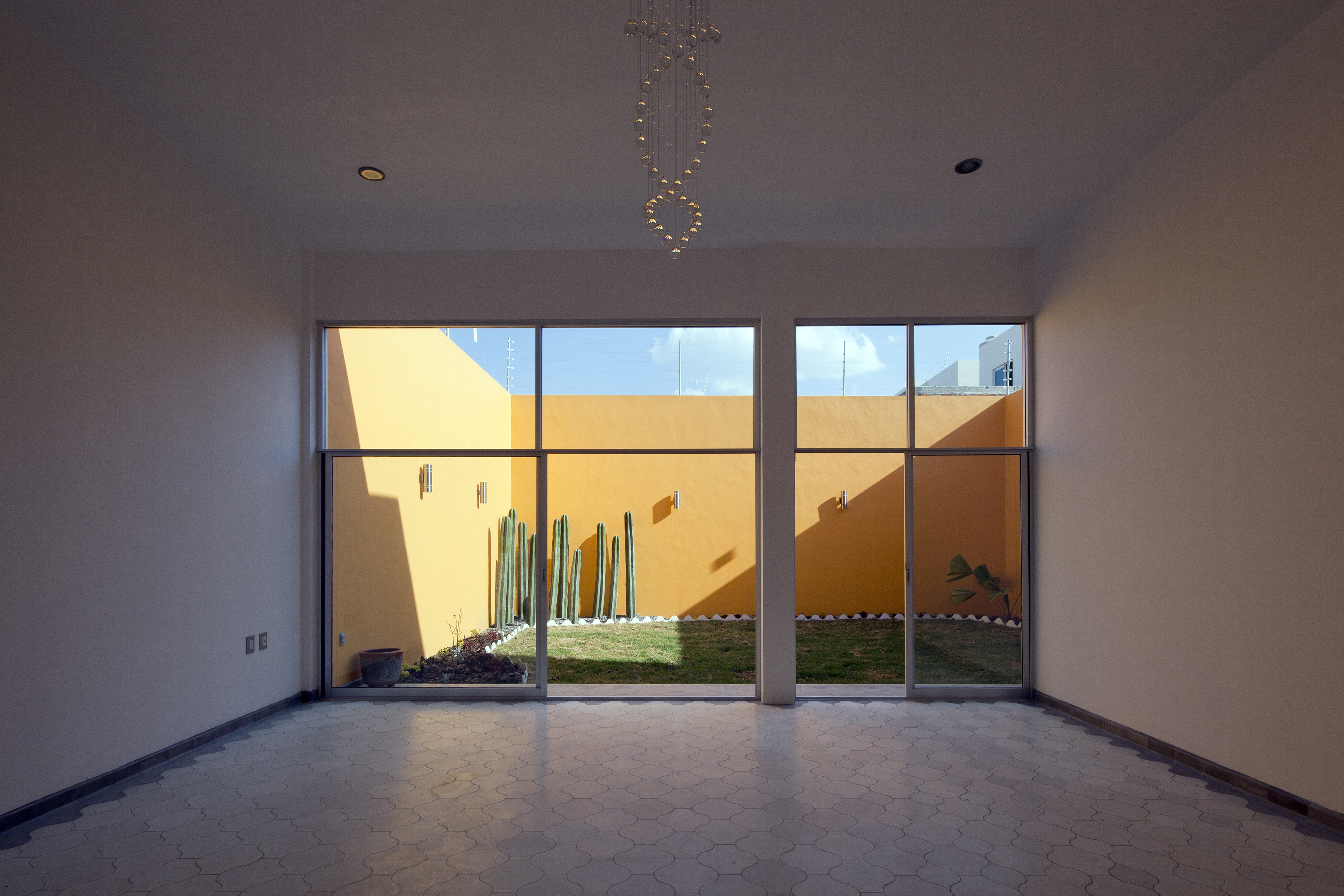 © Onnis Luque Photography