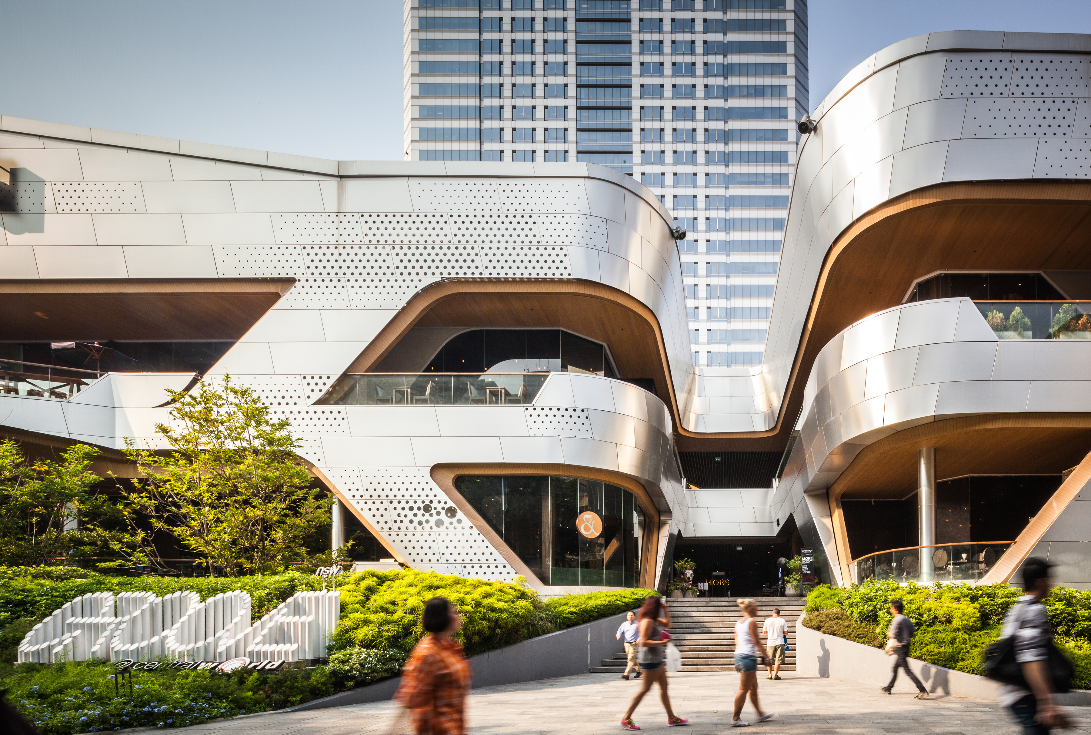 Central world. Современная архитектура Бангкока. Торговый центр здание. Современная архитектура Бангкока фото. Fosun проекты.