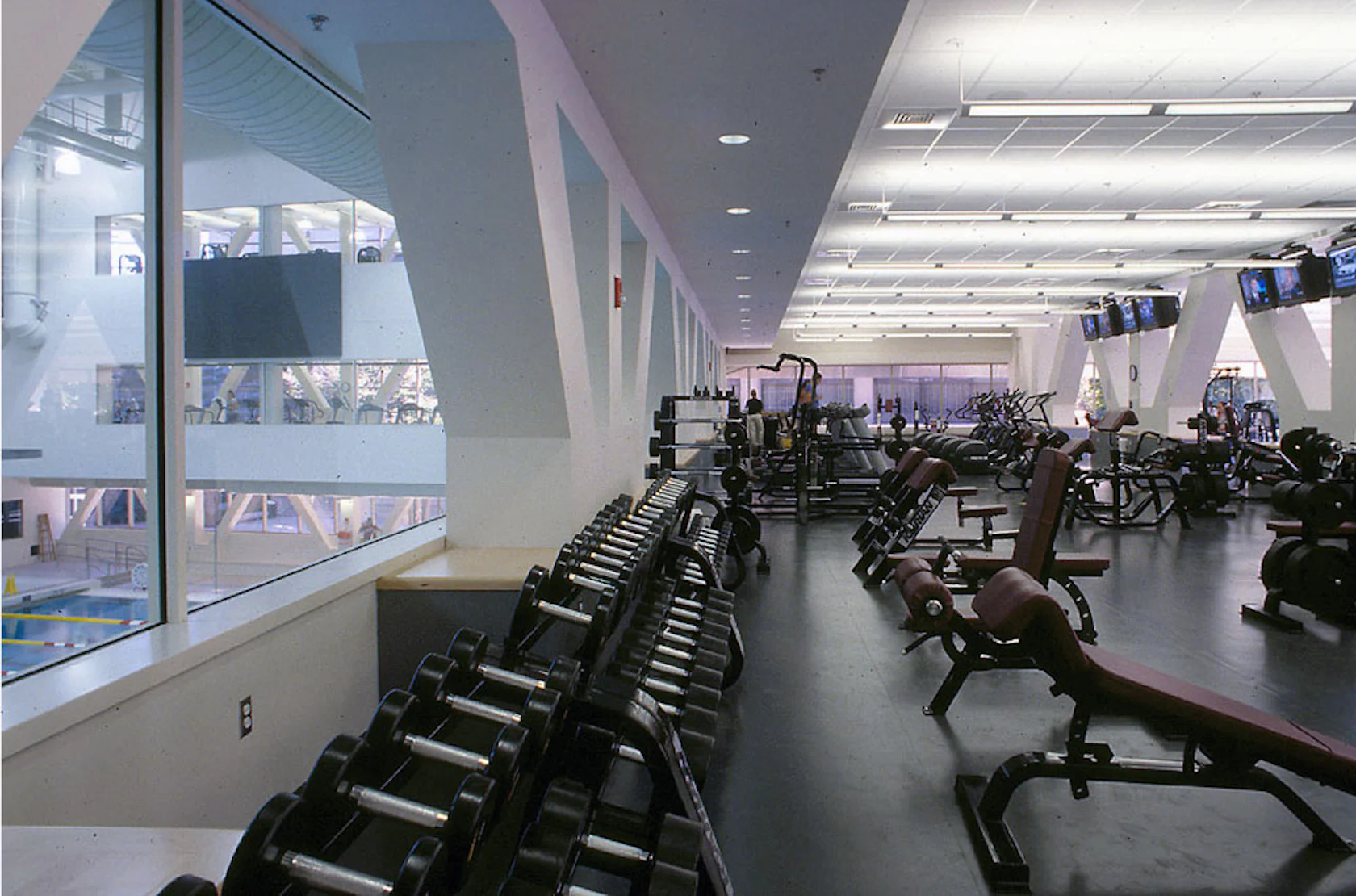 ZESIGER SPORTS AND FITNESS CENTER, MIT by Kevin Roche John Dinkeloo and ...