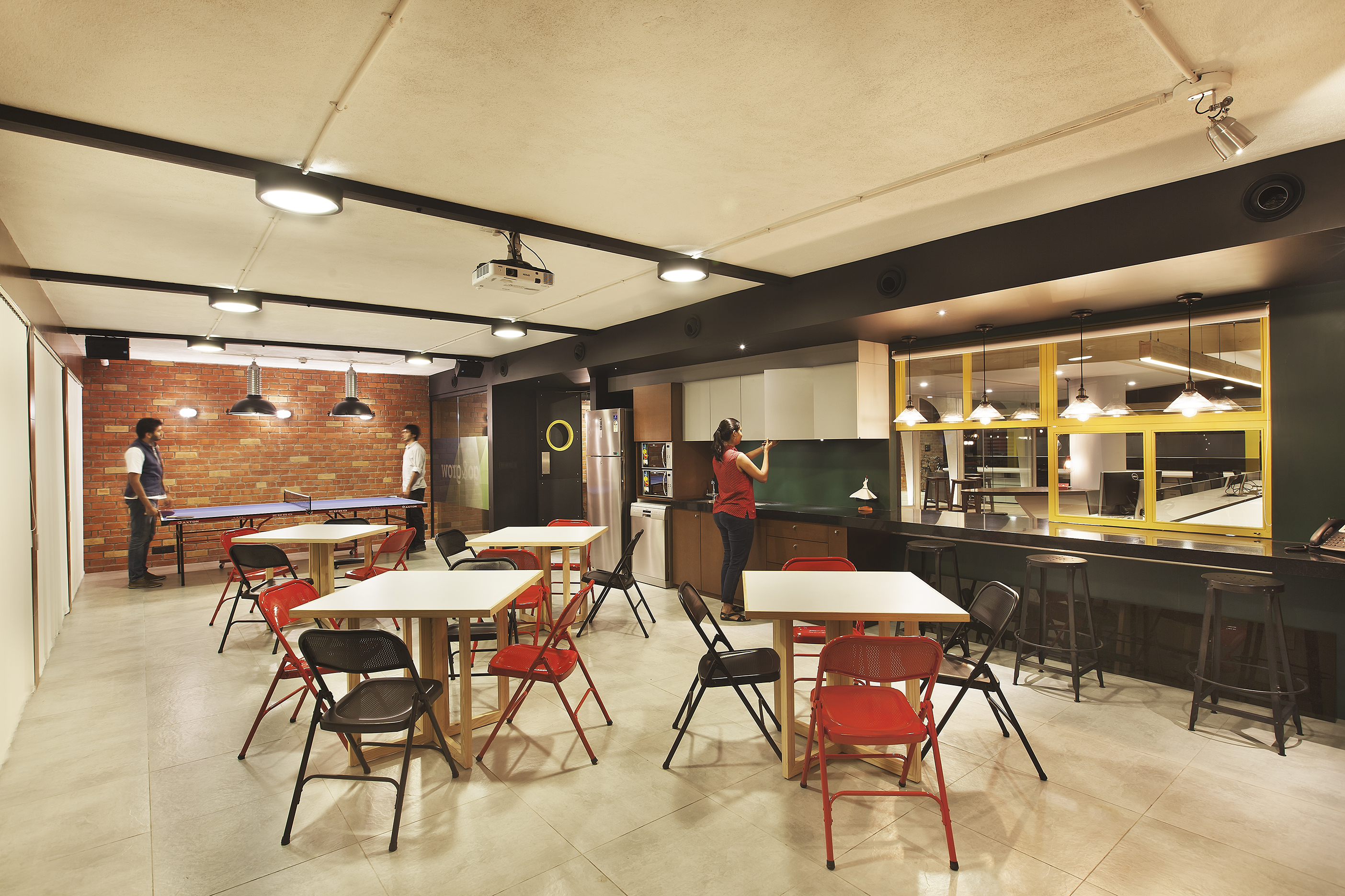 CV SOFTWARE DEVELOPMENT CENTER by 1LEAPINGFROG STUDIO - Architizer