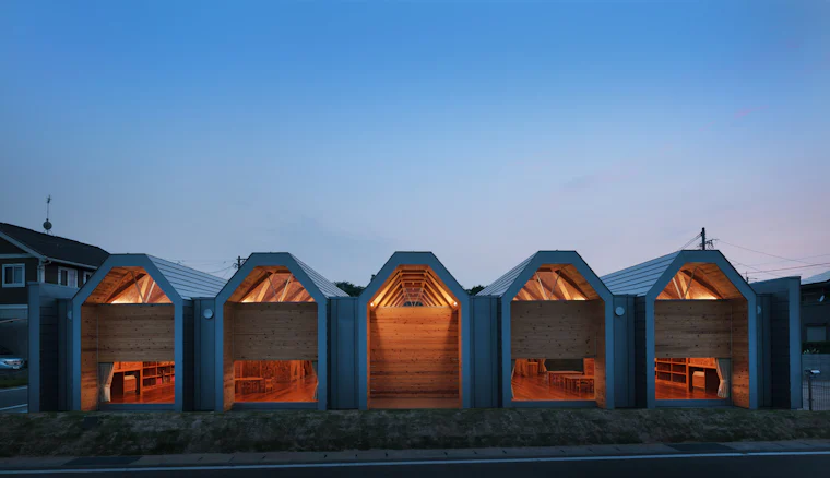 Spatial Oddities: Breaking up Space in 11 Modular Homes - Architizer ...