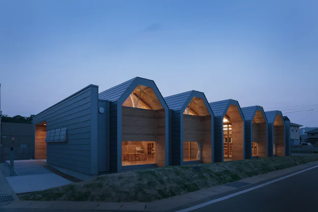 Spatial Oddities: Breaking up Space in 11 Modular Homes - Architizer ...