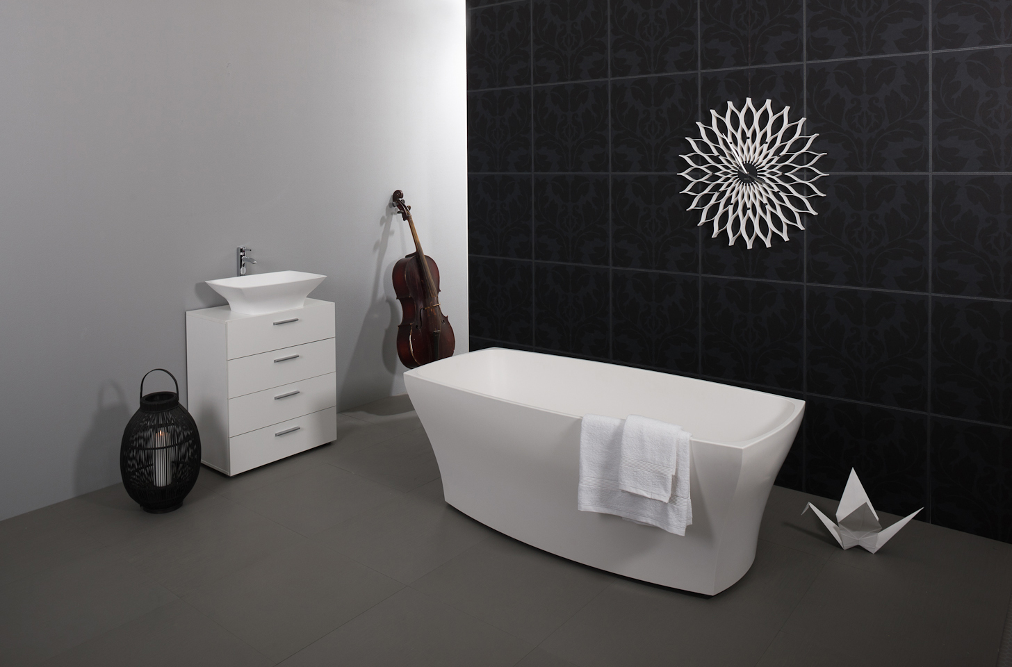 Elise-Wht Freestanding AquaStone Bathtub