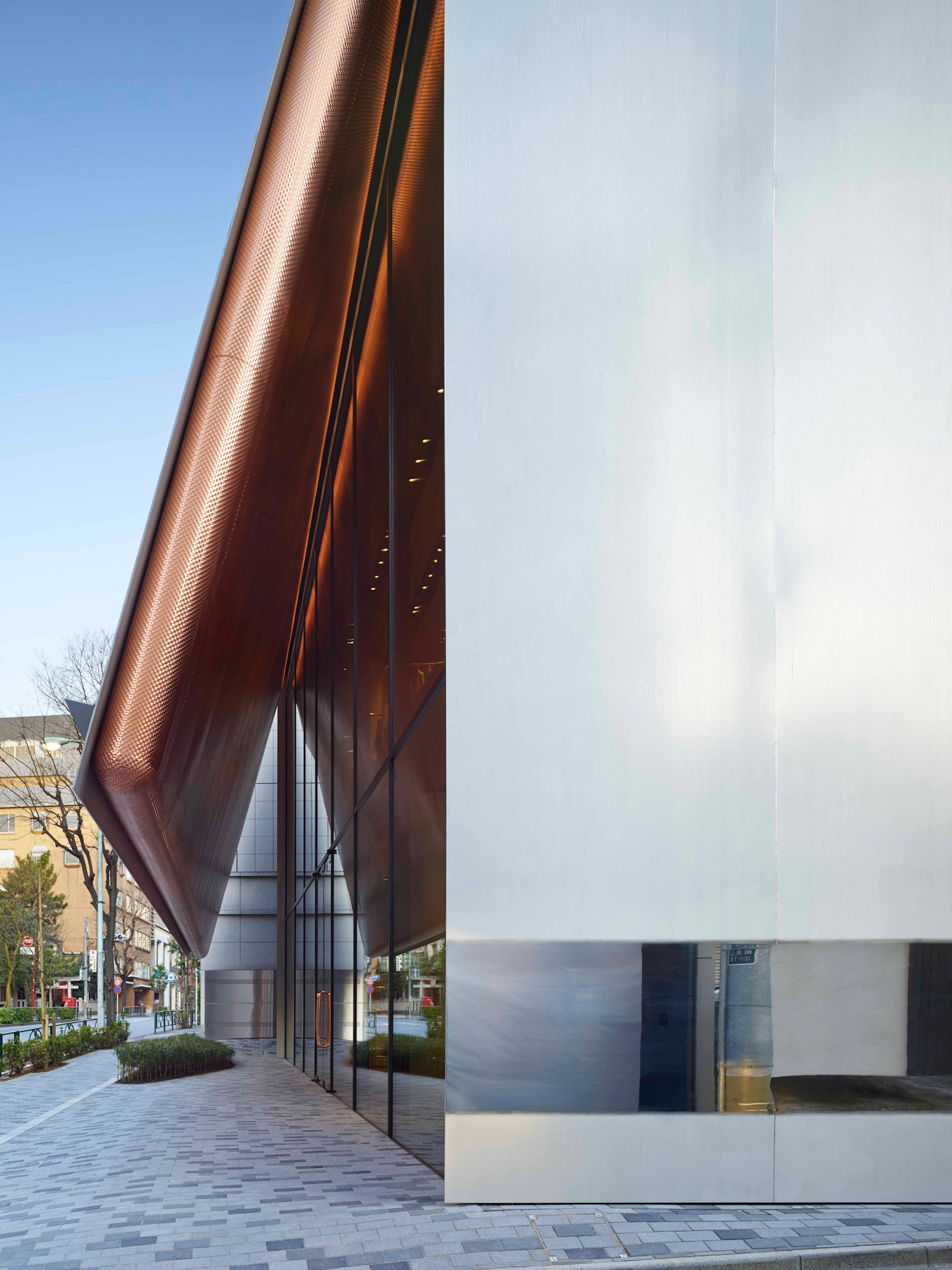 © Nacasa & Partners inc.