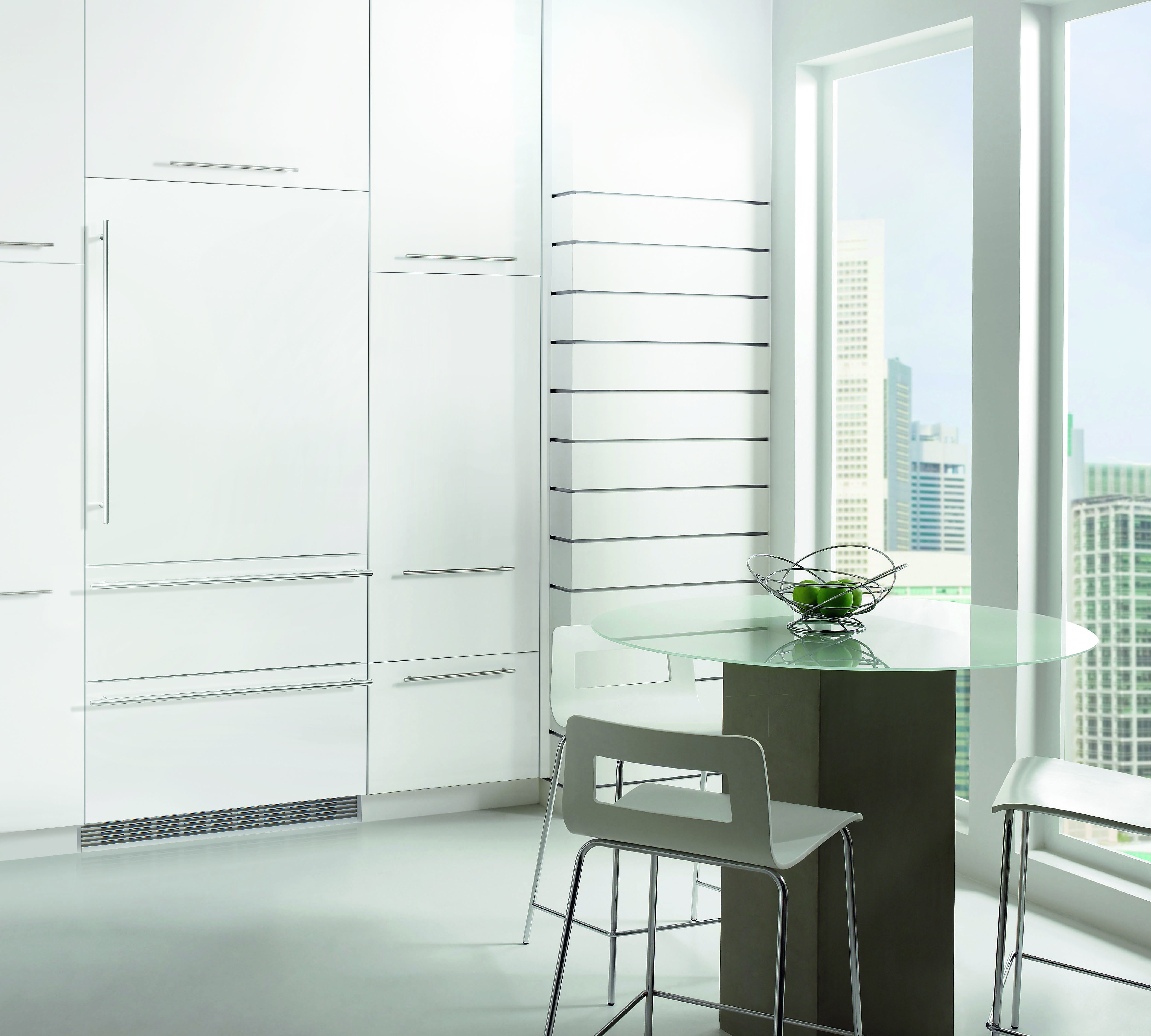 HC 2060 Fully Integrated Refrigerator 