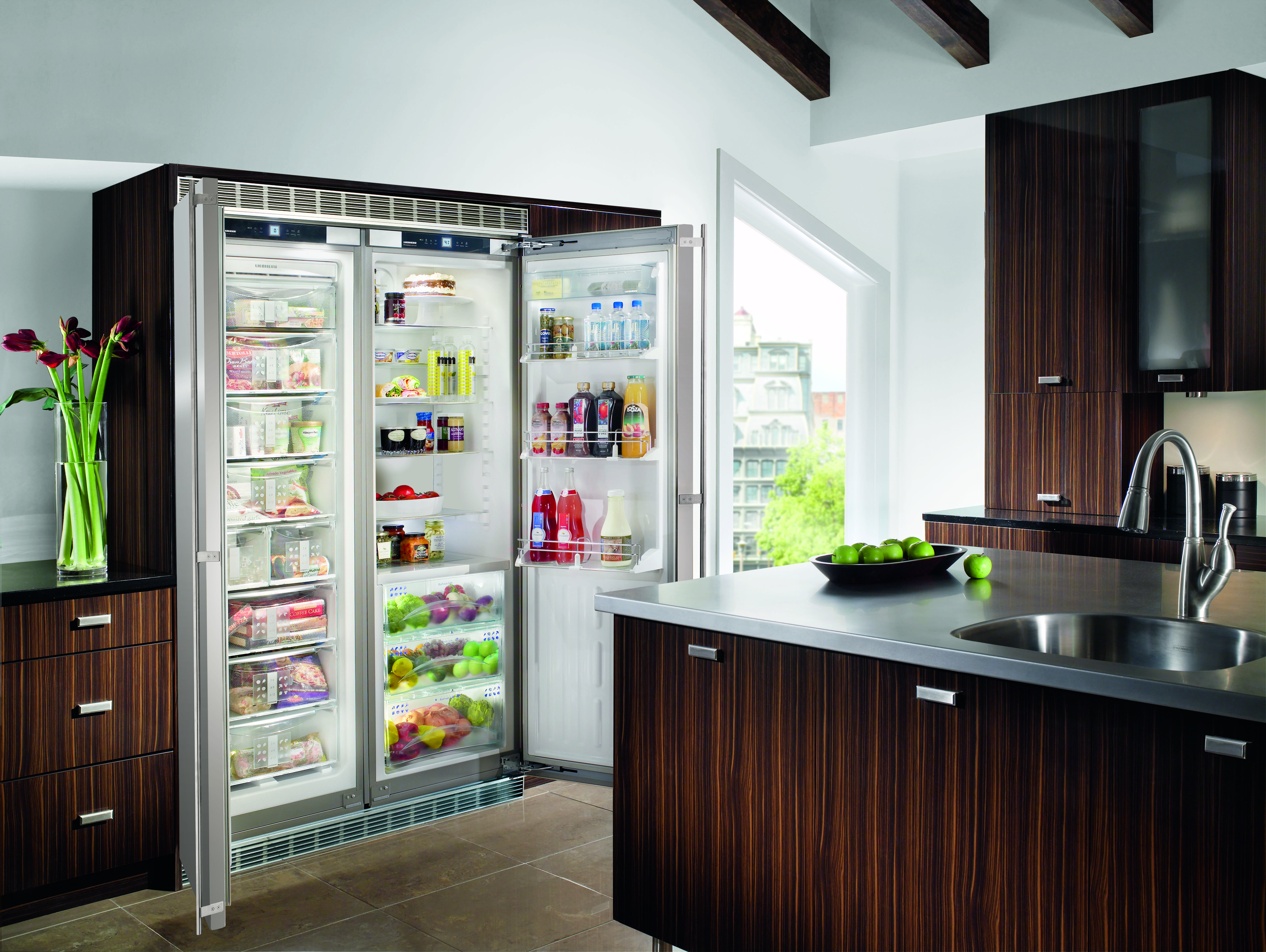 SBS 243 Built-in Refrigerator 