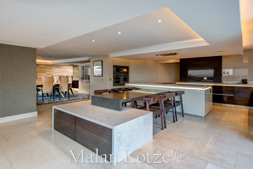 House by SAOTA & WMI Interior and Decor by Malan Kotze Photography