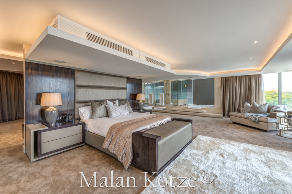 House by SAOTA & WMI Interior and Decor by Malan Kotze Photography