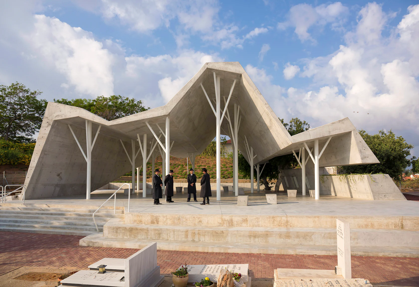 open-sided shelter by Studio for architecture & Design Ron Shenkin ...