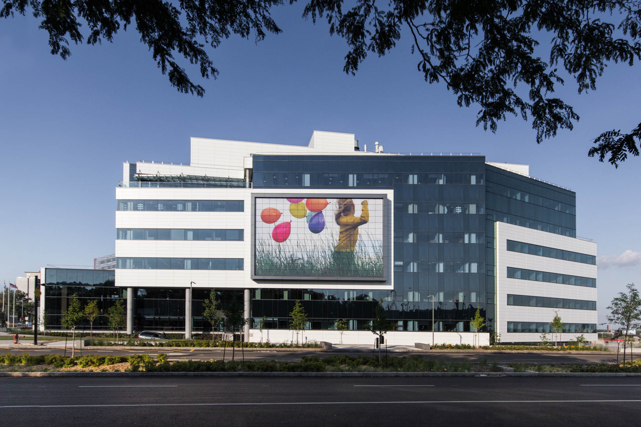 Shriners Hospital For Children - Canada By Ibghy Architects Inc ...