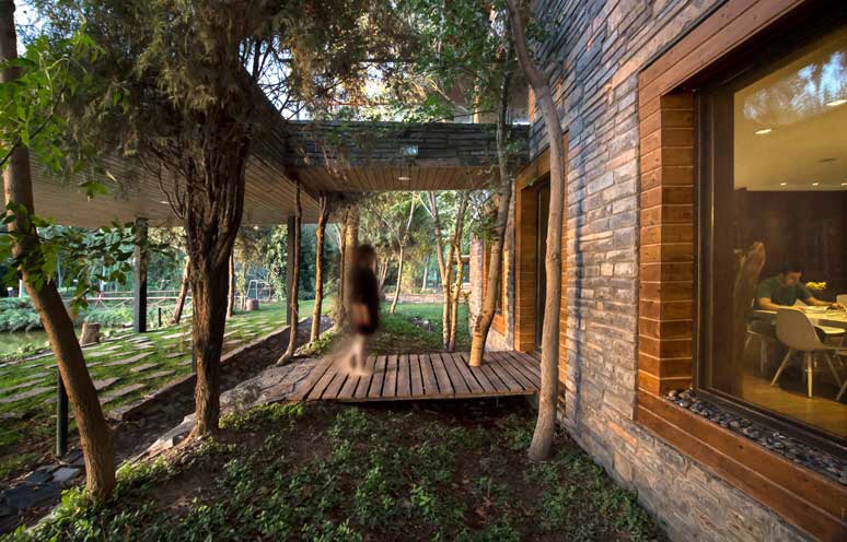 © Babak Toosipour Architects