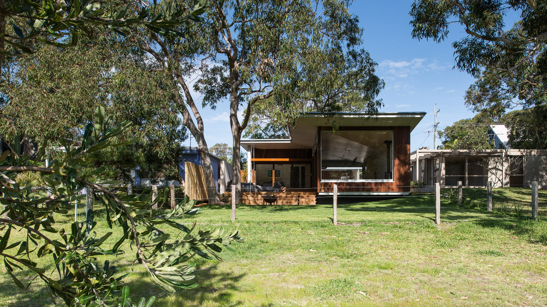 Blueys Beach House 4 by BOURNE + BLUE ARCHITECTURE Architizer