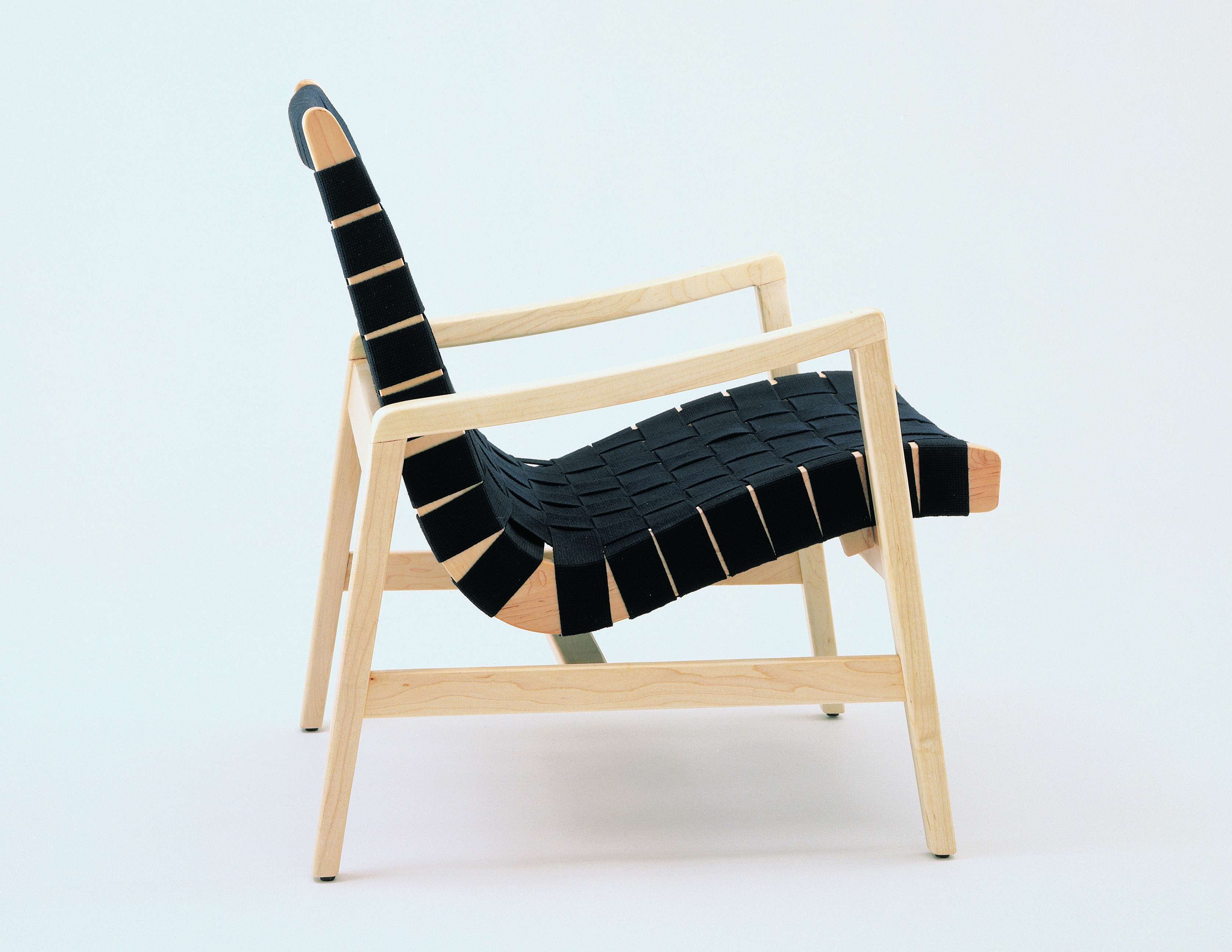 Risom Lounge Chair