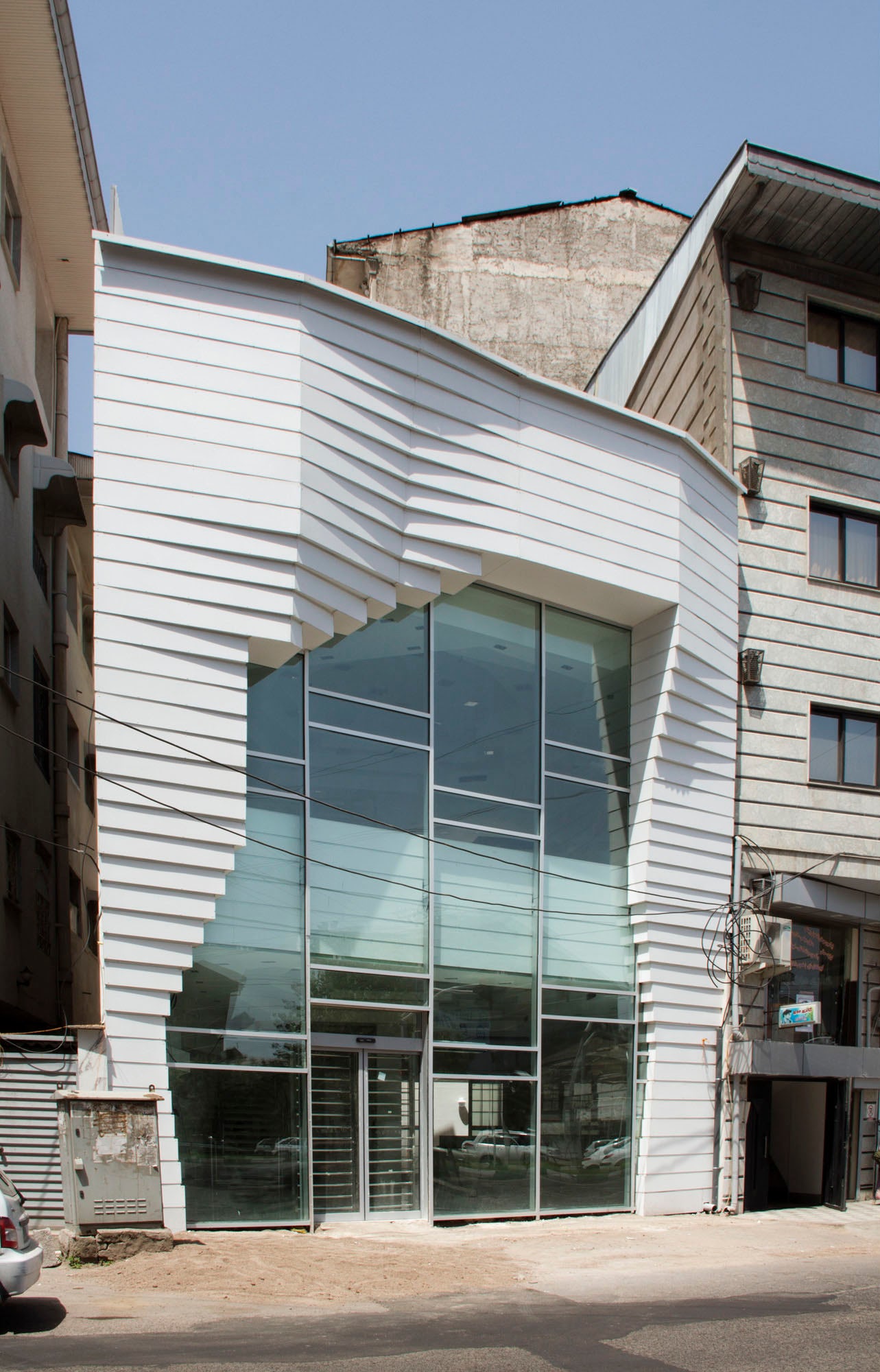 © Alidoost & Partners