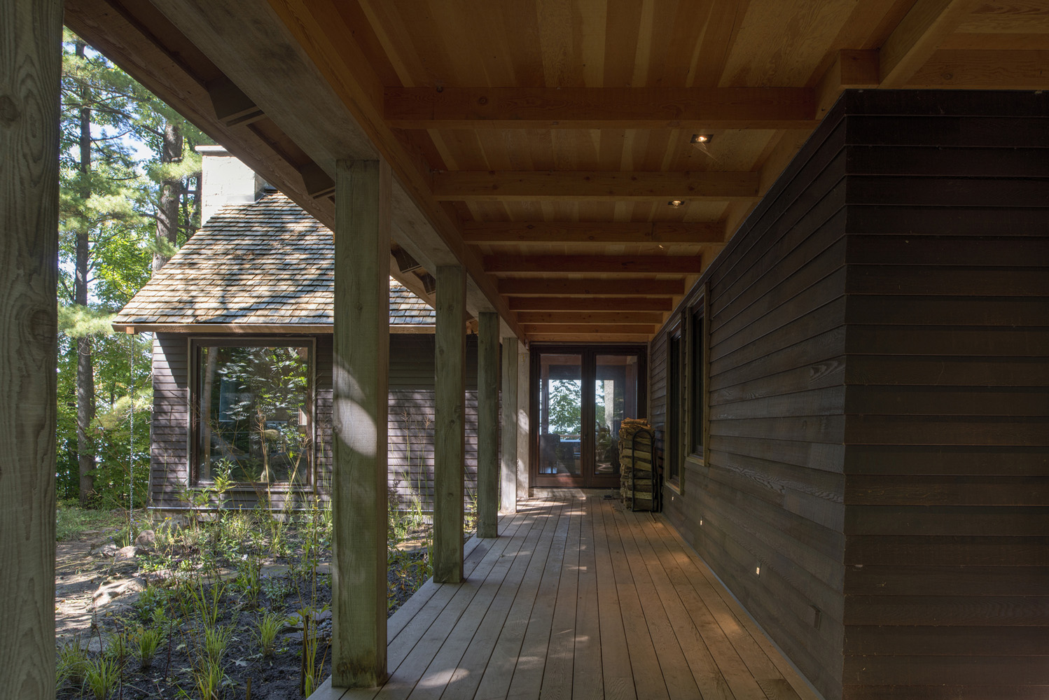 Tree House in Ile Cadieux by ARCHITEM Wolff Shapiro Kuskowski