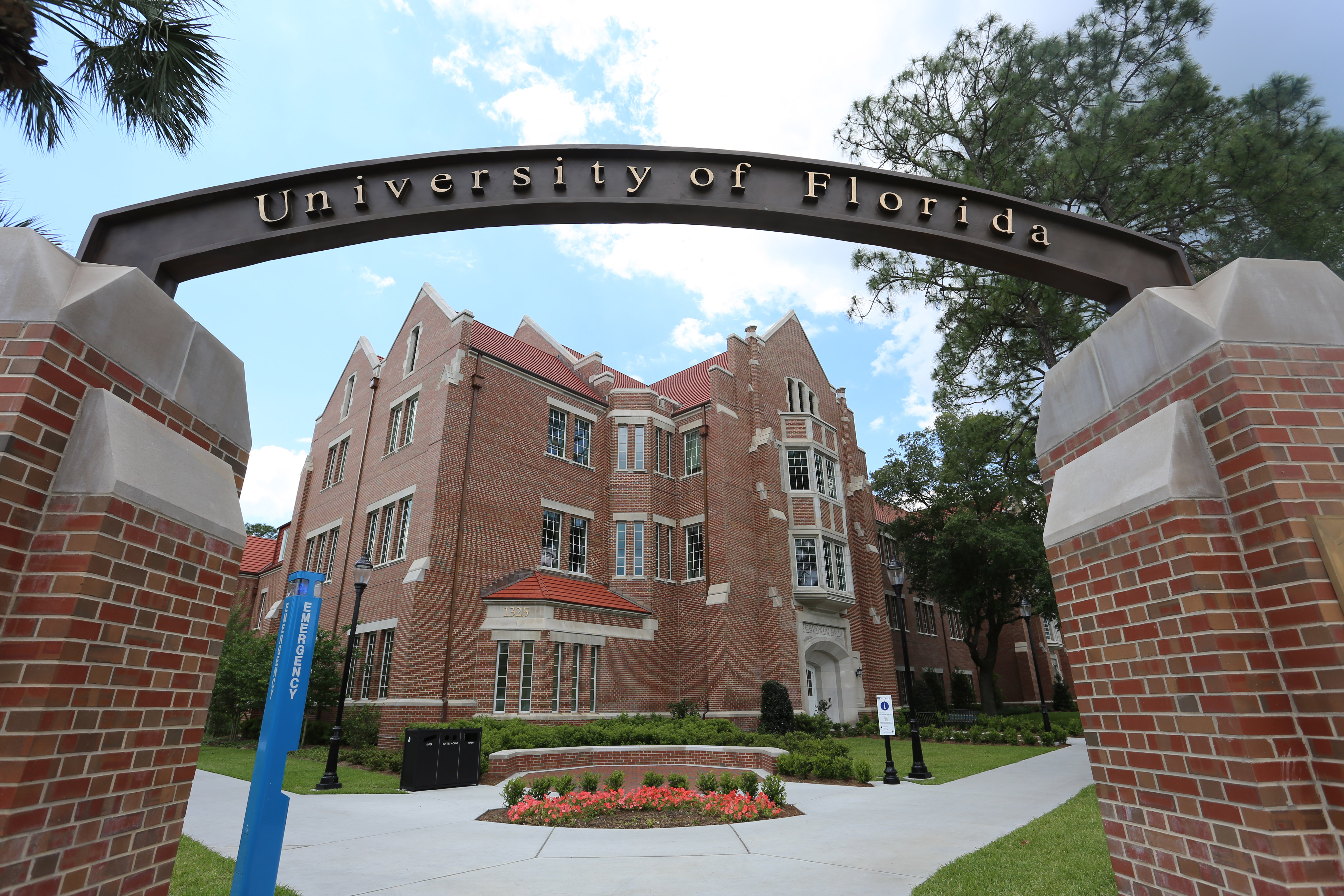 Heavener Hall - UF Business School by David Conner + Associates - Architizer