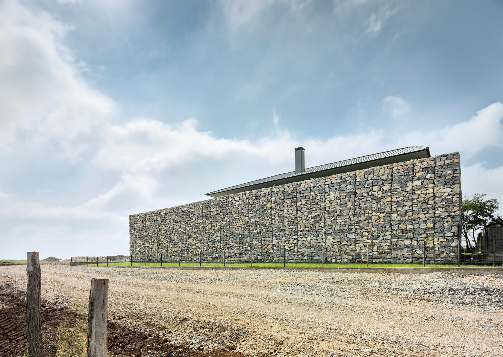 © I/O architects