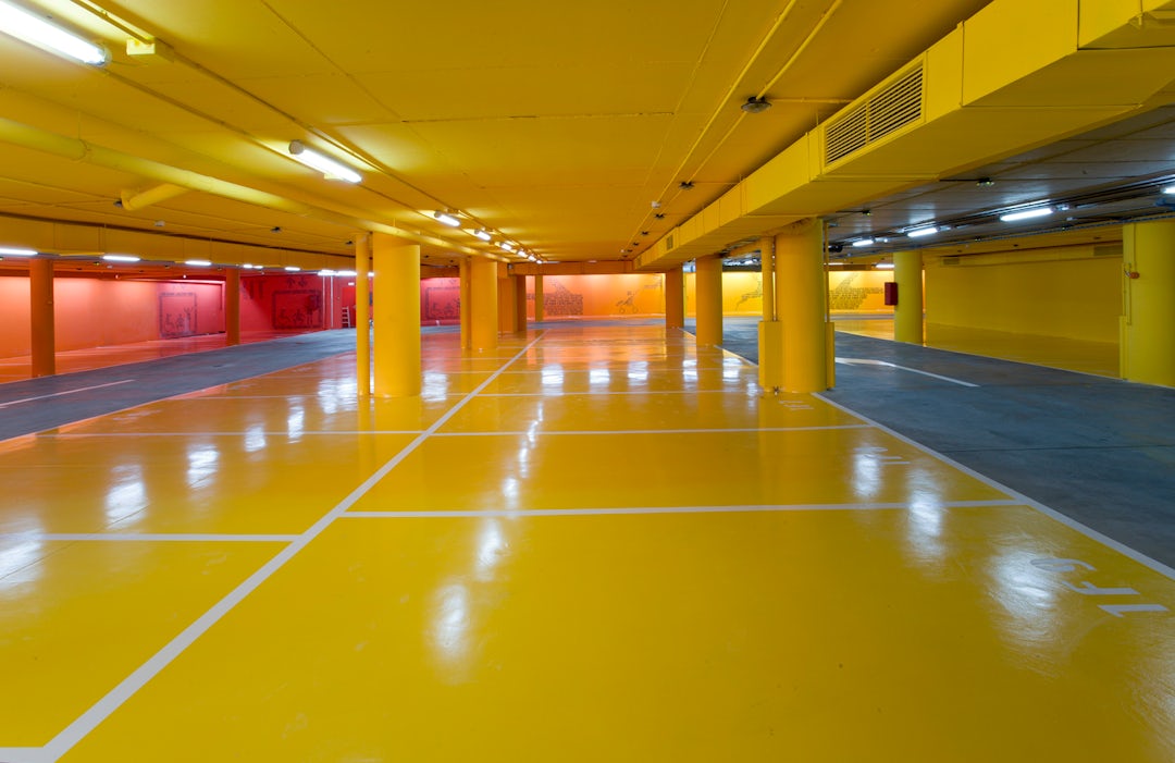 Building Identity: 10 Bold Supergraphics That Make a Statement ...