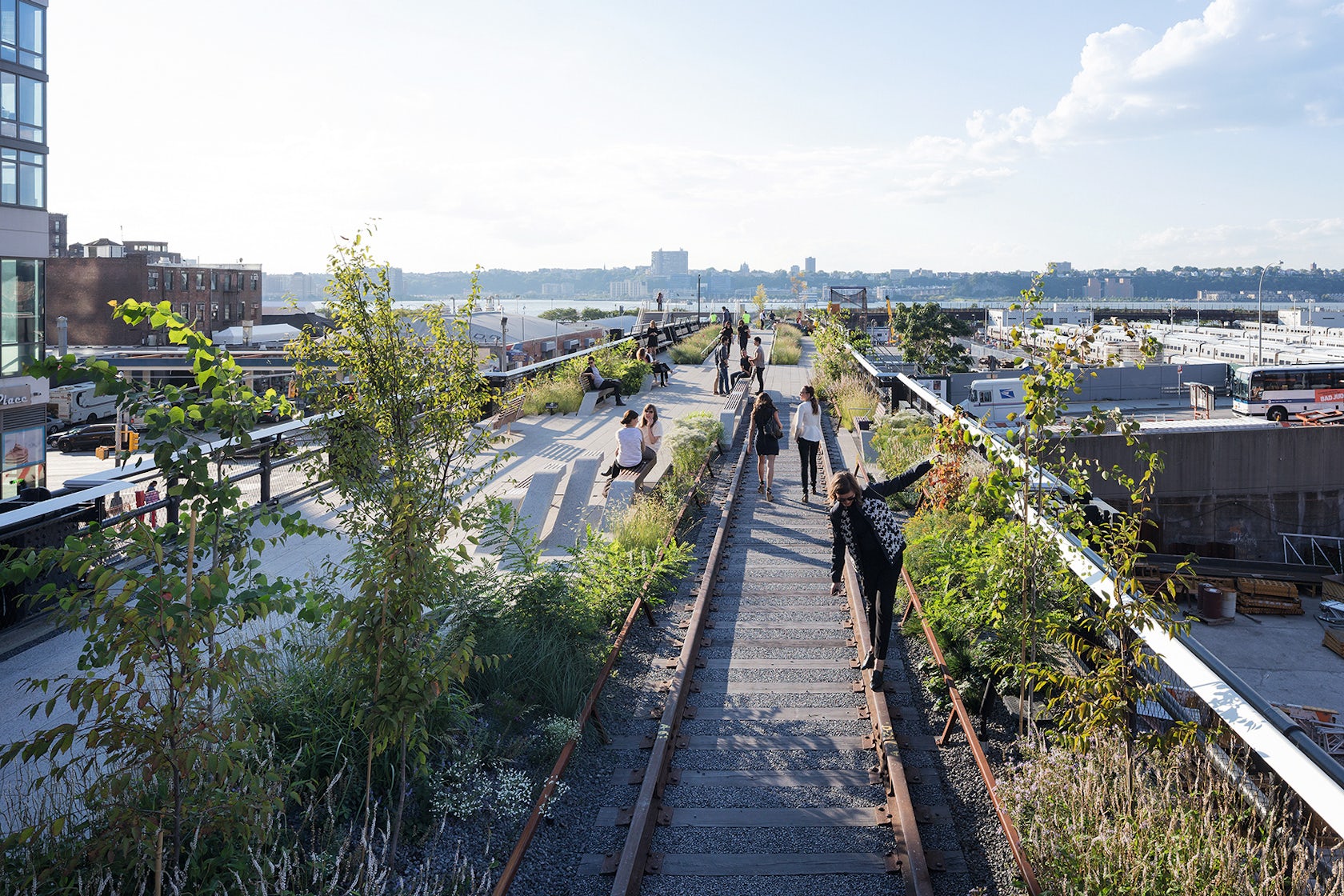 An Urban Masterstroke: The Complete History of the High Line ...