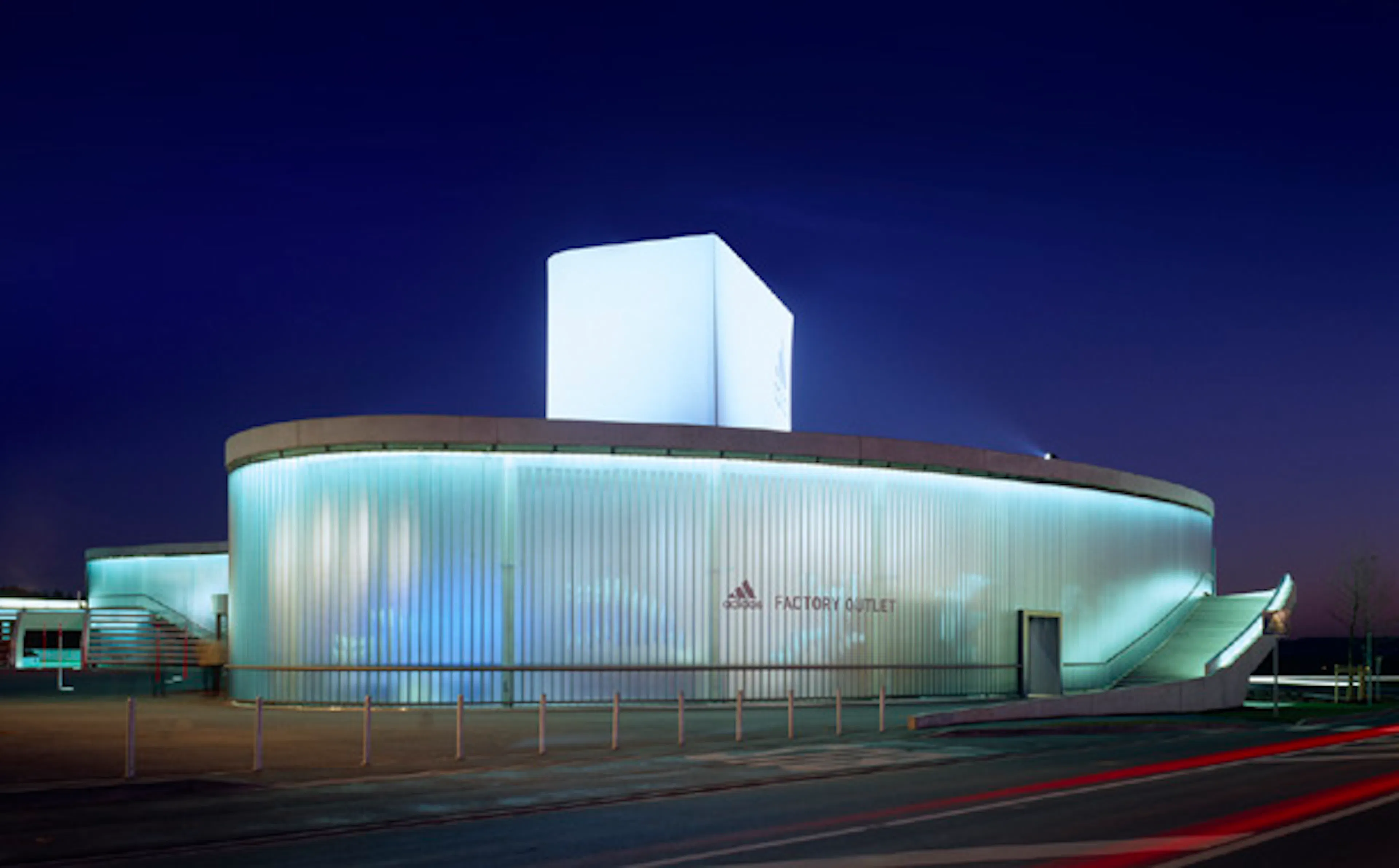 Four primary schools in modular design — 21