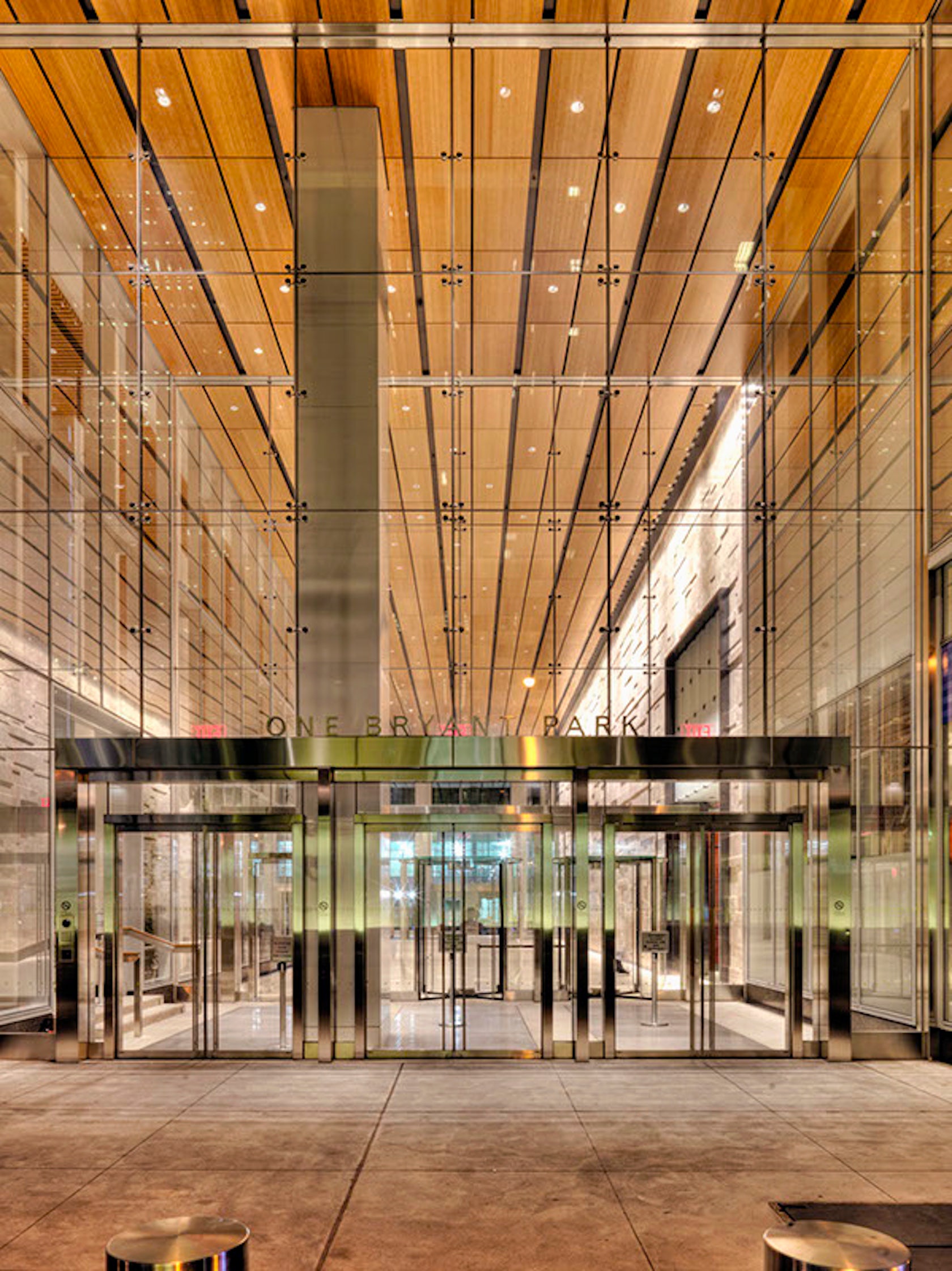 Bank of America Tower at One Bryant Park (Lighting Design)Bank of America Tower at One Bryant Park (Lighting Design)