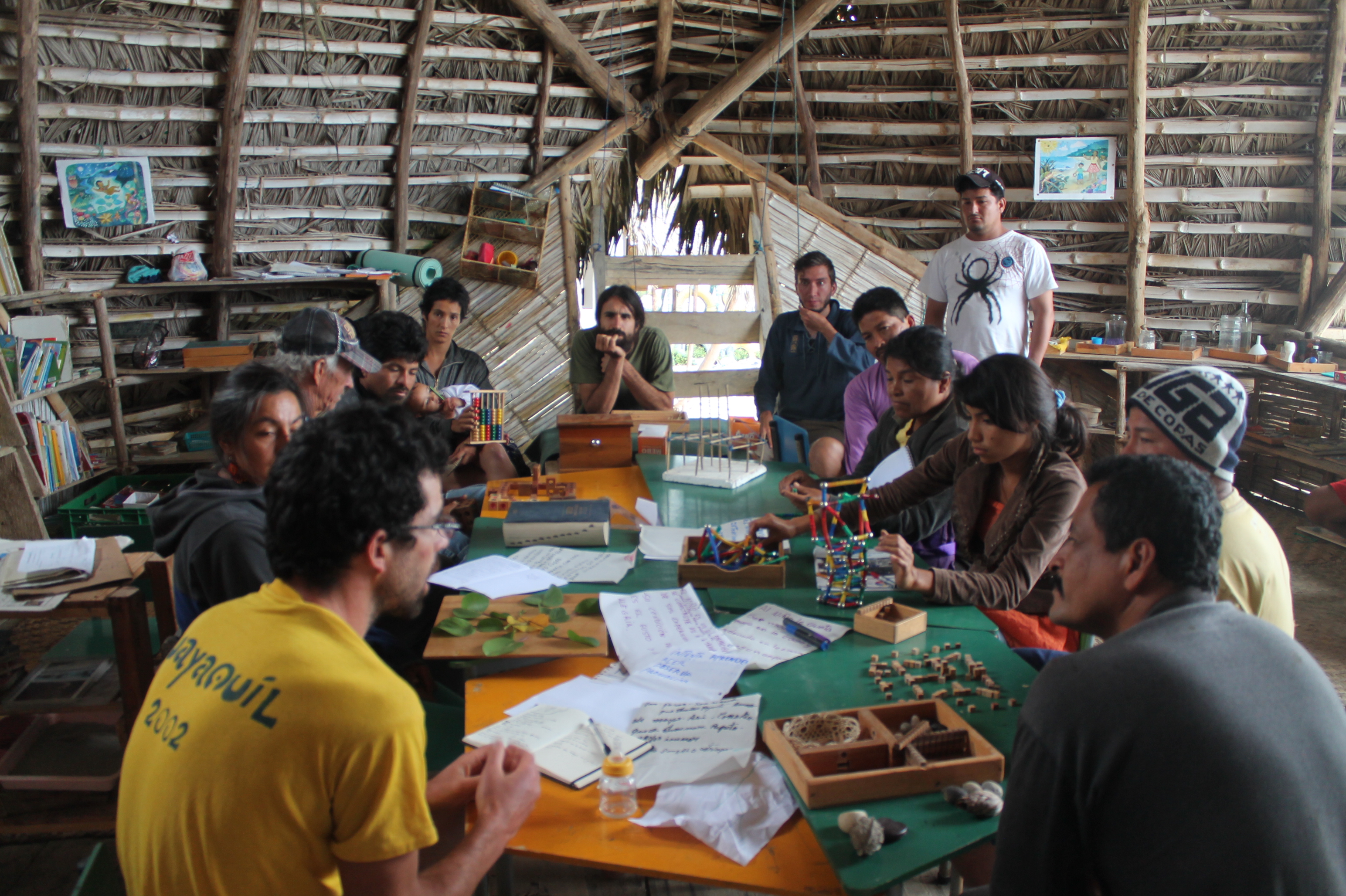 © Al Borde arquitectos