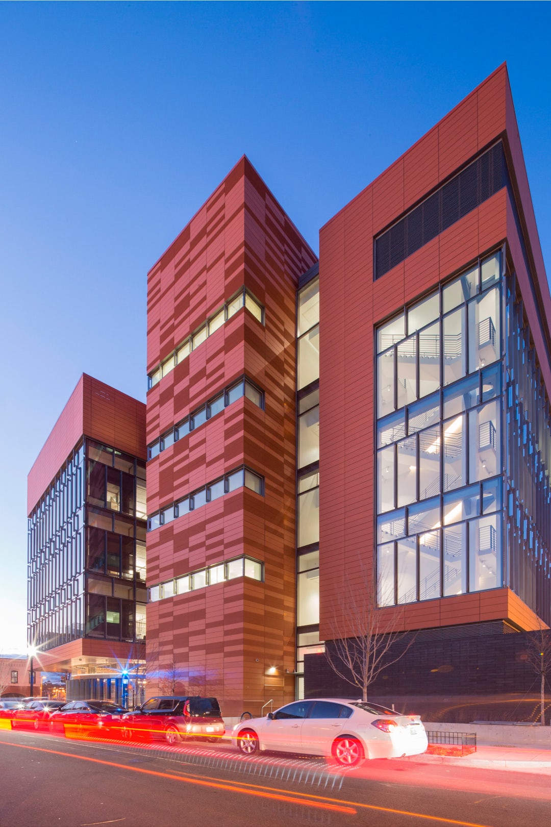 University of Oregon Lewis Integrative Science Building by HDR Architizer