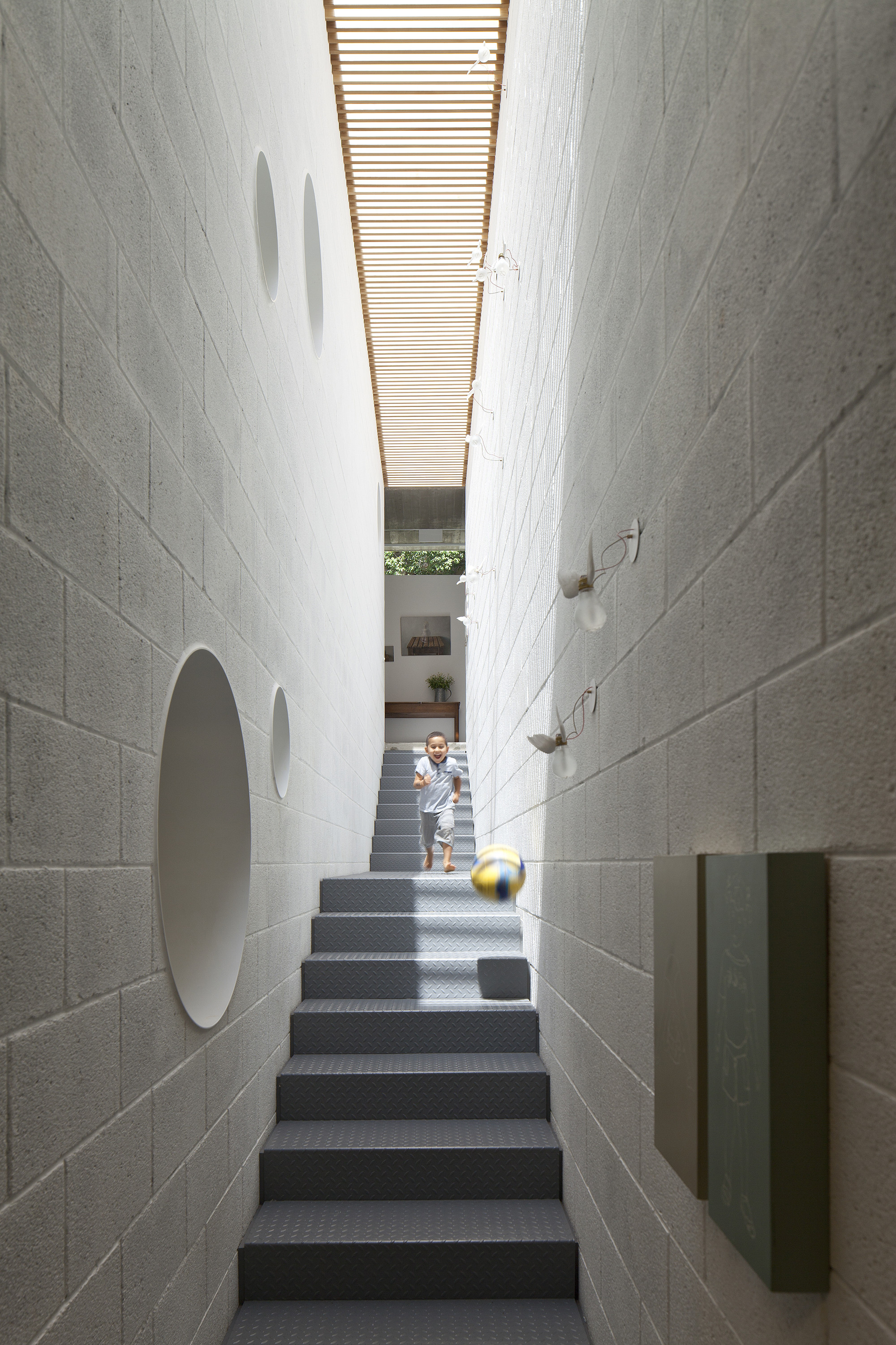 A House for an Architect by PITSOU KEDEM ARCHITECTS - Architizer